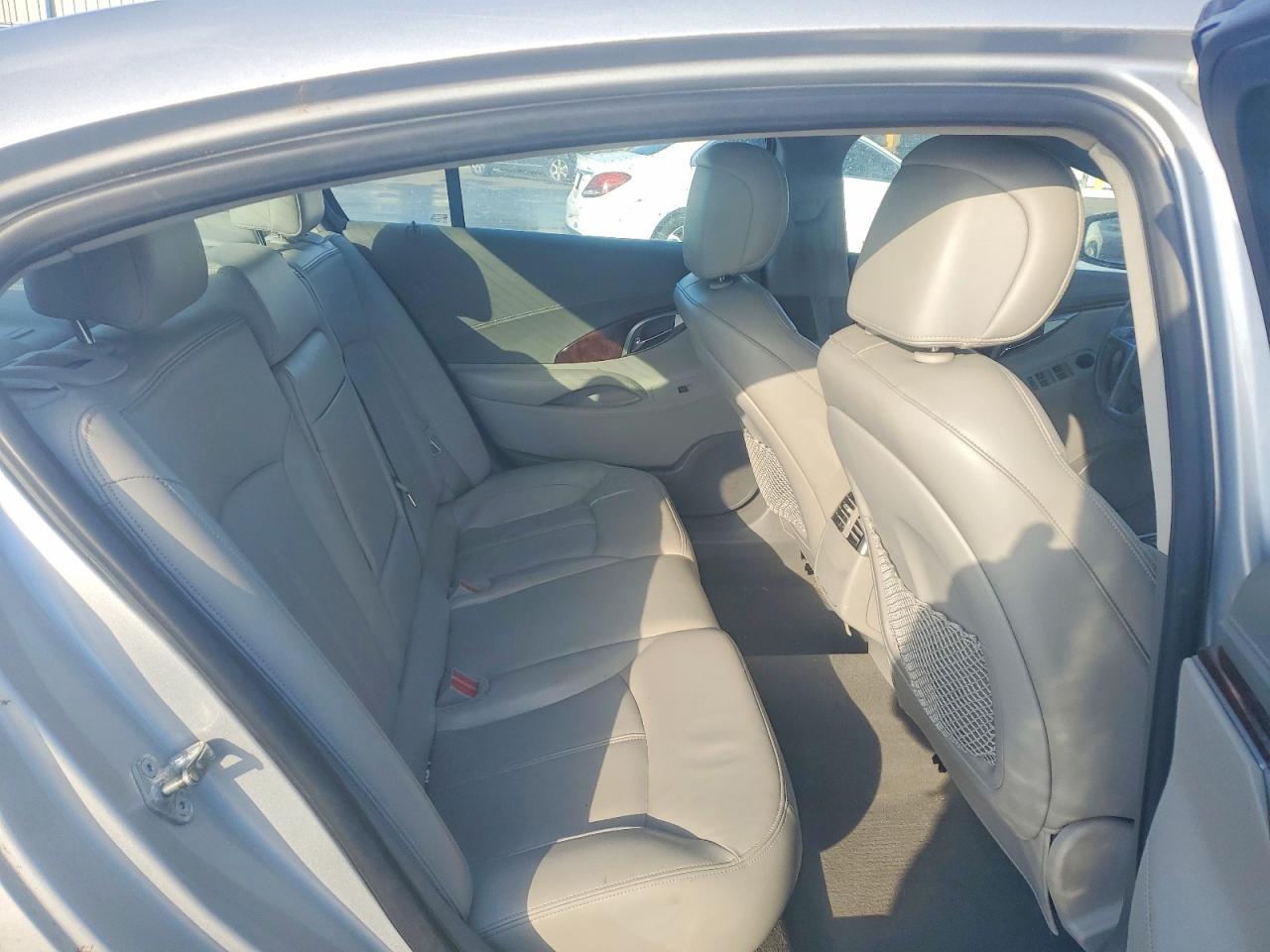 2010 Buick Lacrosse Cxl Silver vin: 1G4GC5EG0AF306635