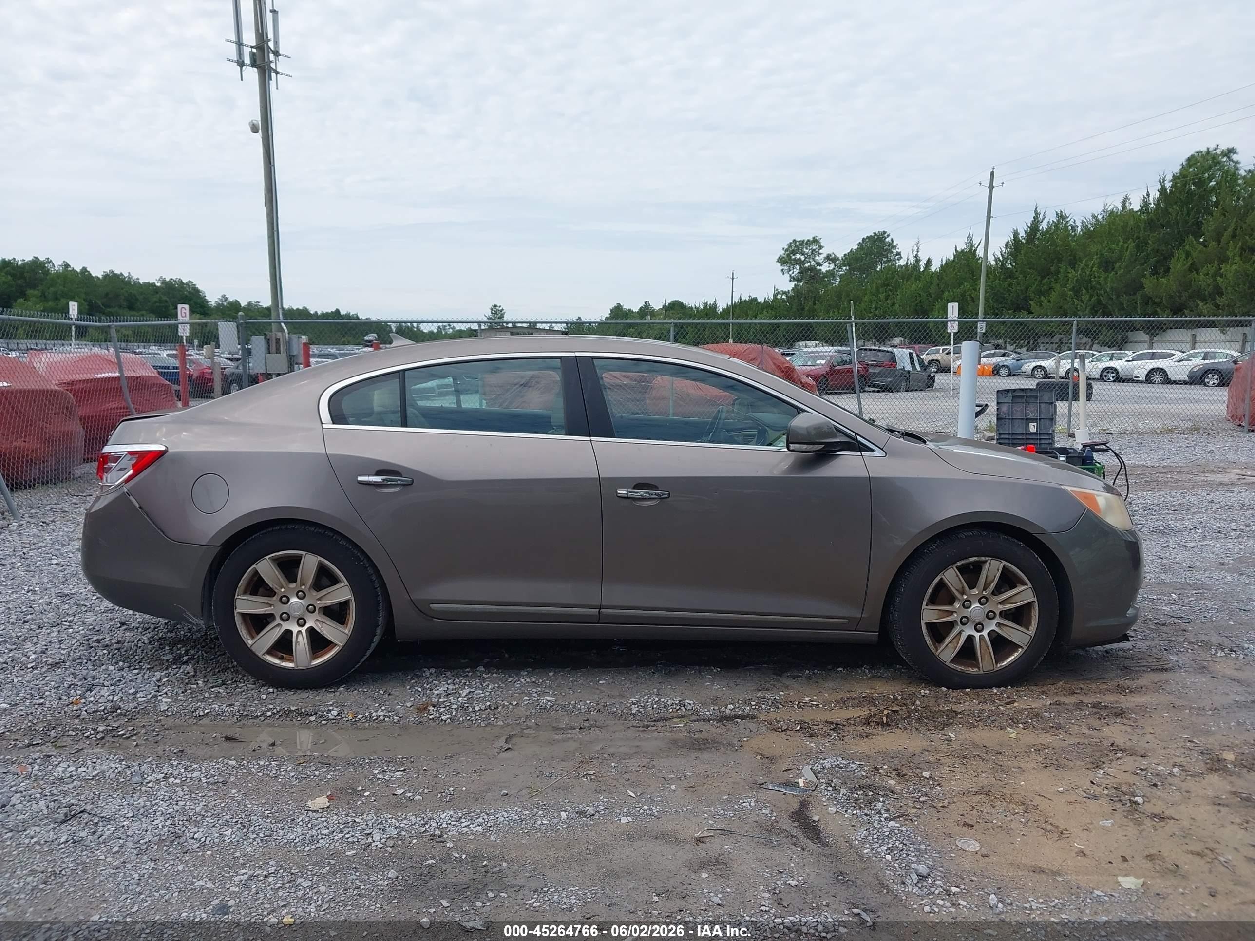 2010 Buick Lacrosse Cxl Brown vin: 1G4GC5EG1AF248437