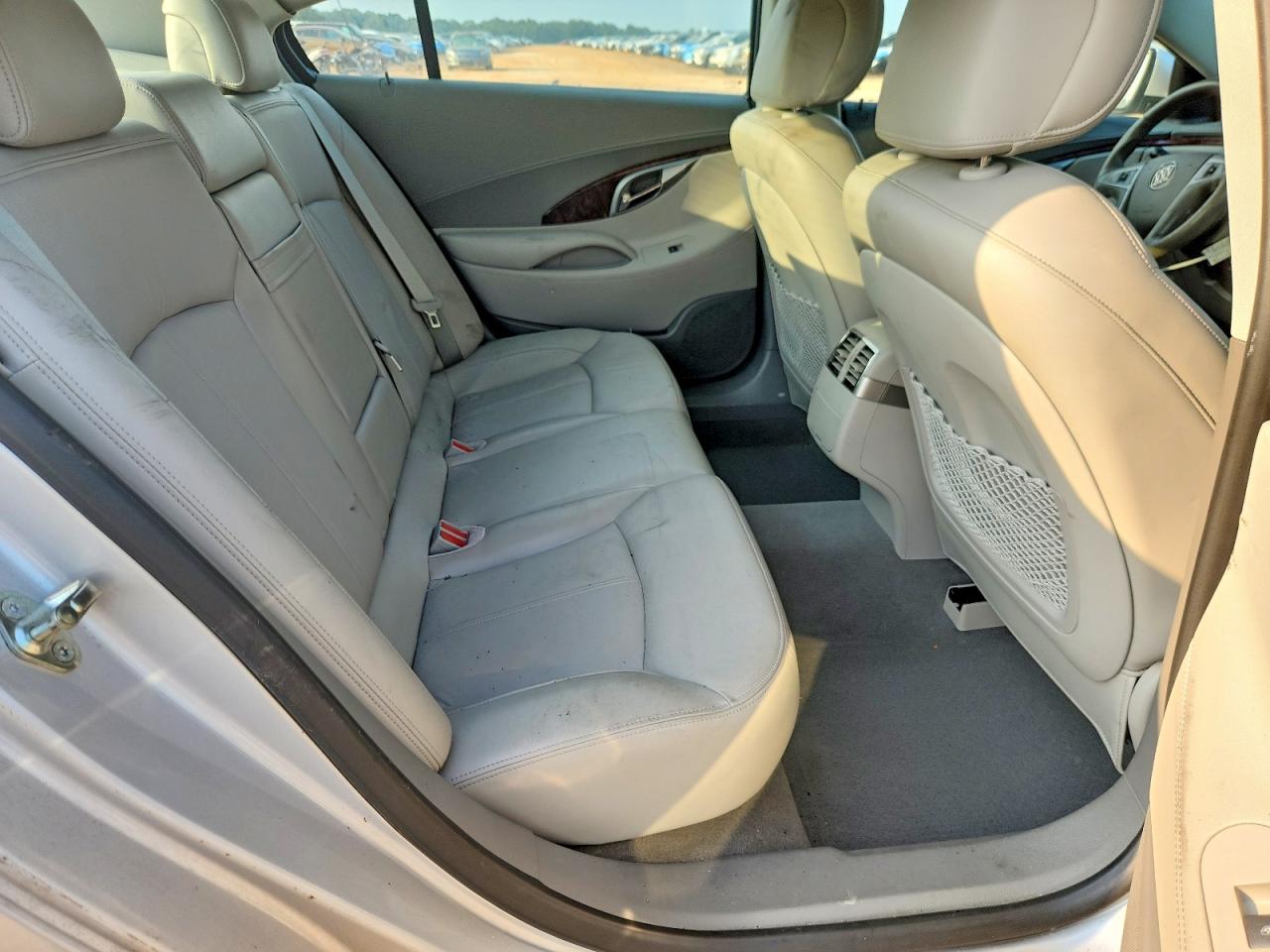 2010 Buick Lacrosse Cxl Silver vin: 1G4GC5EG1AF248809