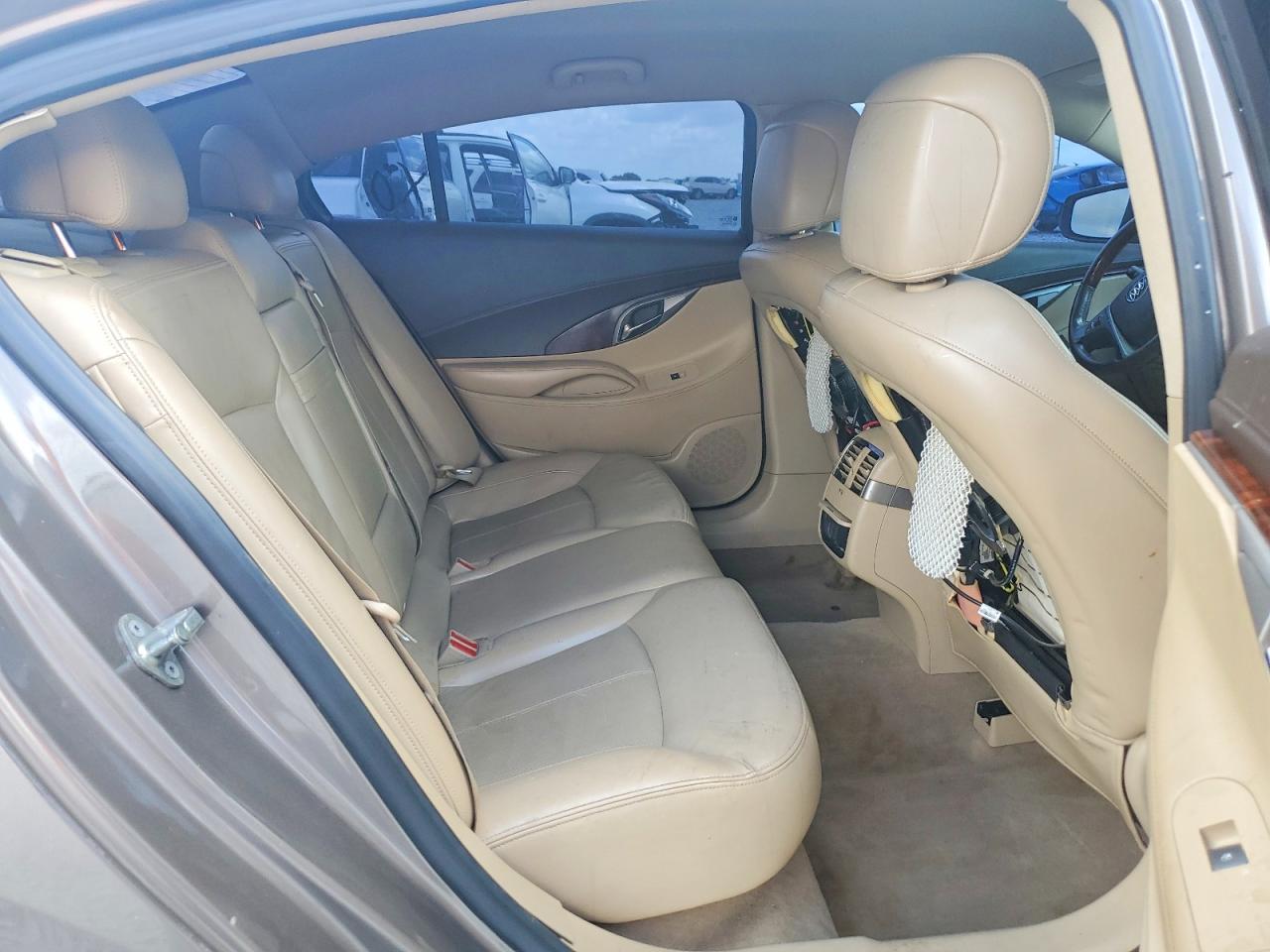 2010 Buick Lacrosse Cxl Tan vin: 1G4GC5EG2AF130087