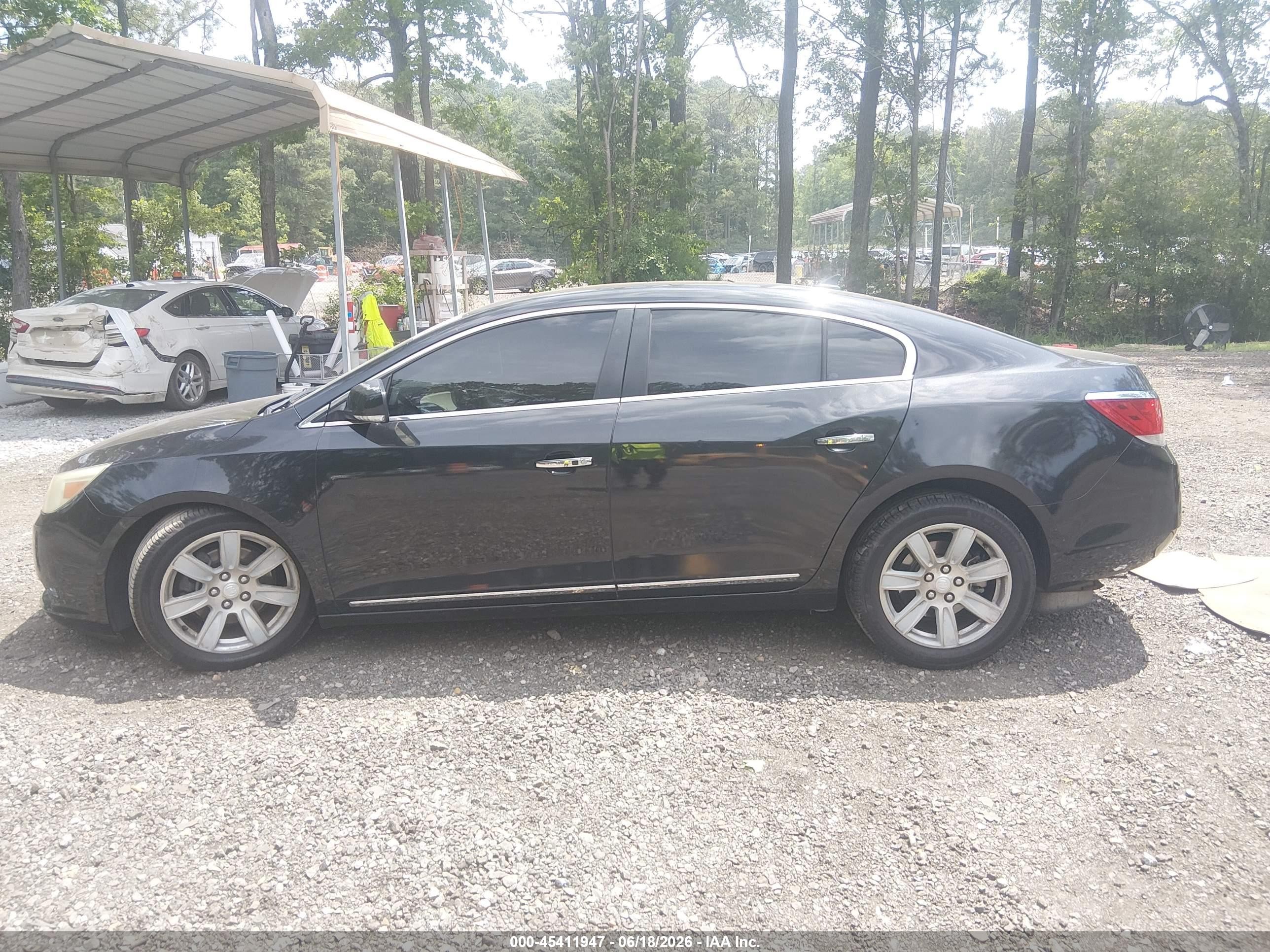 2010 Buick Lacrosse Cxl Black vin: 1G4GC5EG2AF177426