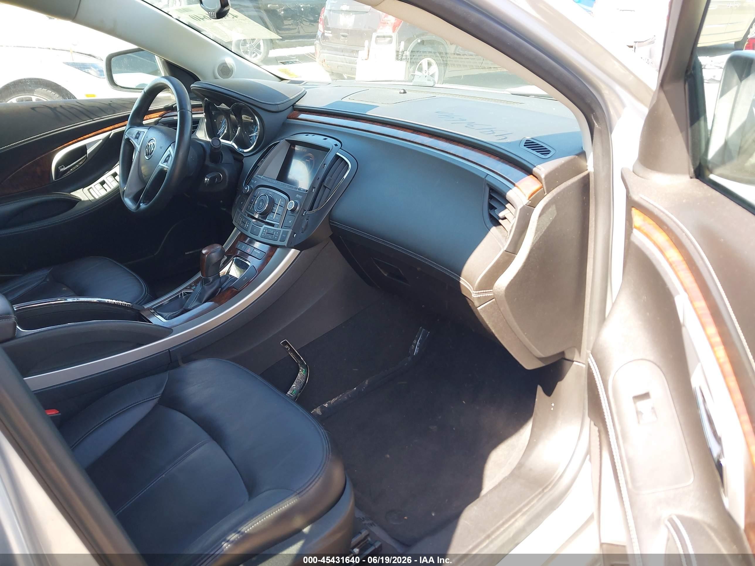2010 Buick Lacrosse Cxl Silver vin: 1G4GC5EG2AF298649