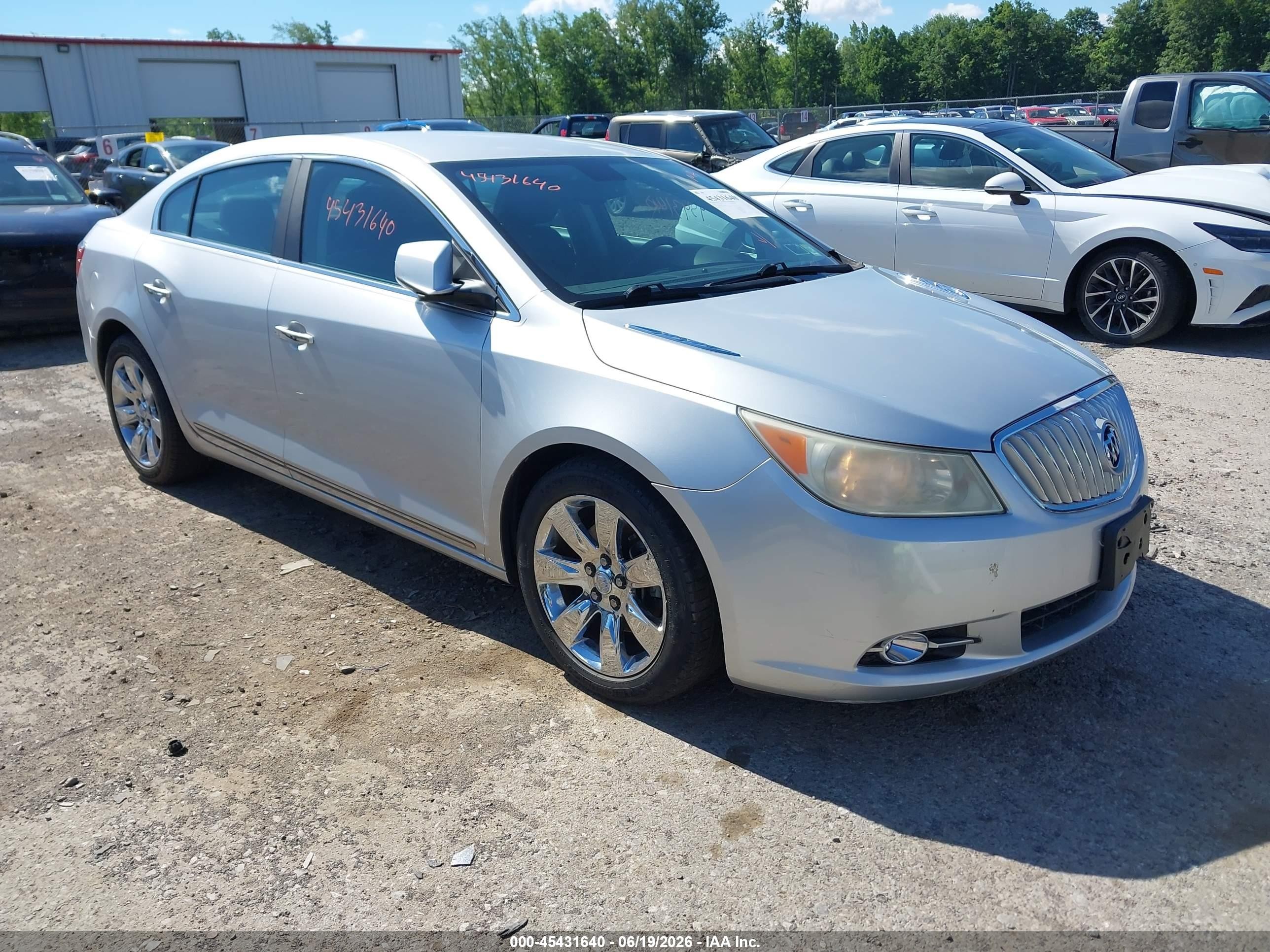 2010 Buick Lacrosse Cxl Silver vin: 1G4GC5EG2AF298649
