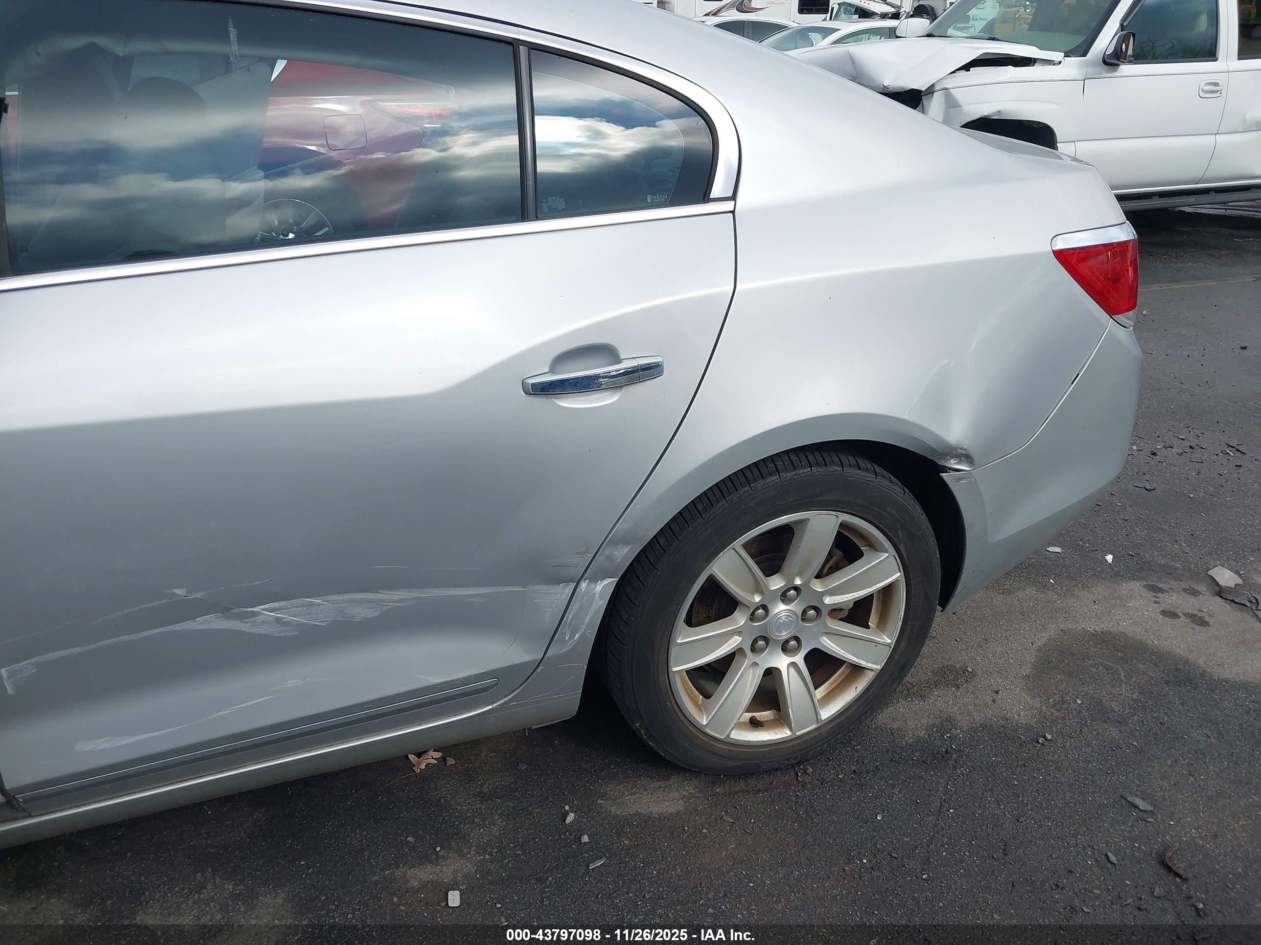 2010 Buick Lacrosse Cxl Gray vin: 1G4GC5EG3AF121267