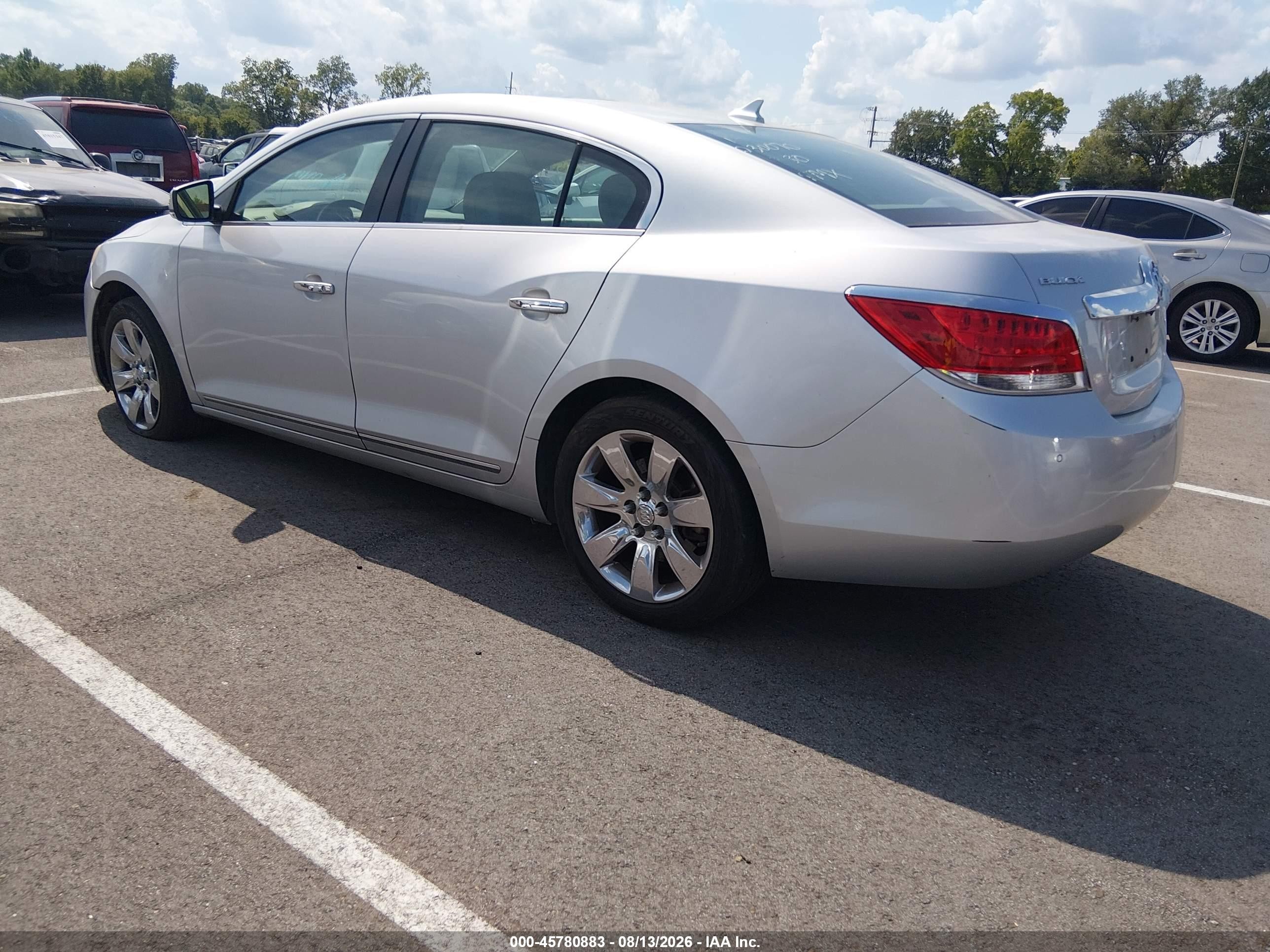 2010 Buick Lacrosse Cxl Silver vin: 1G4GC5EG3AF230070