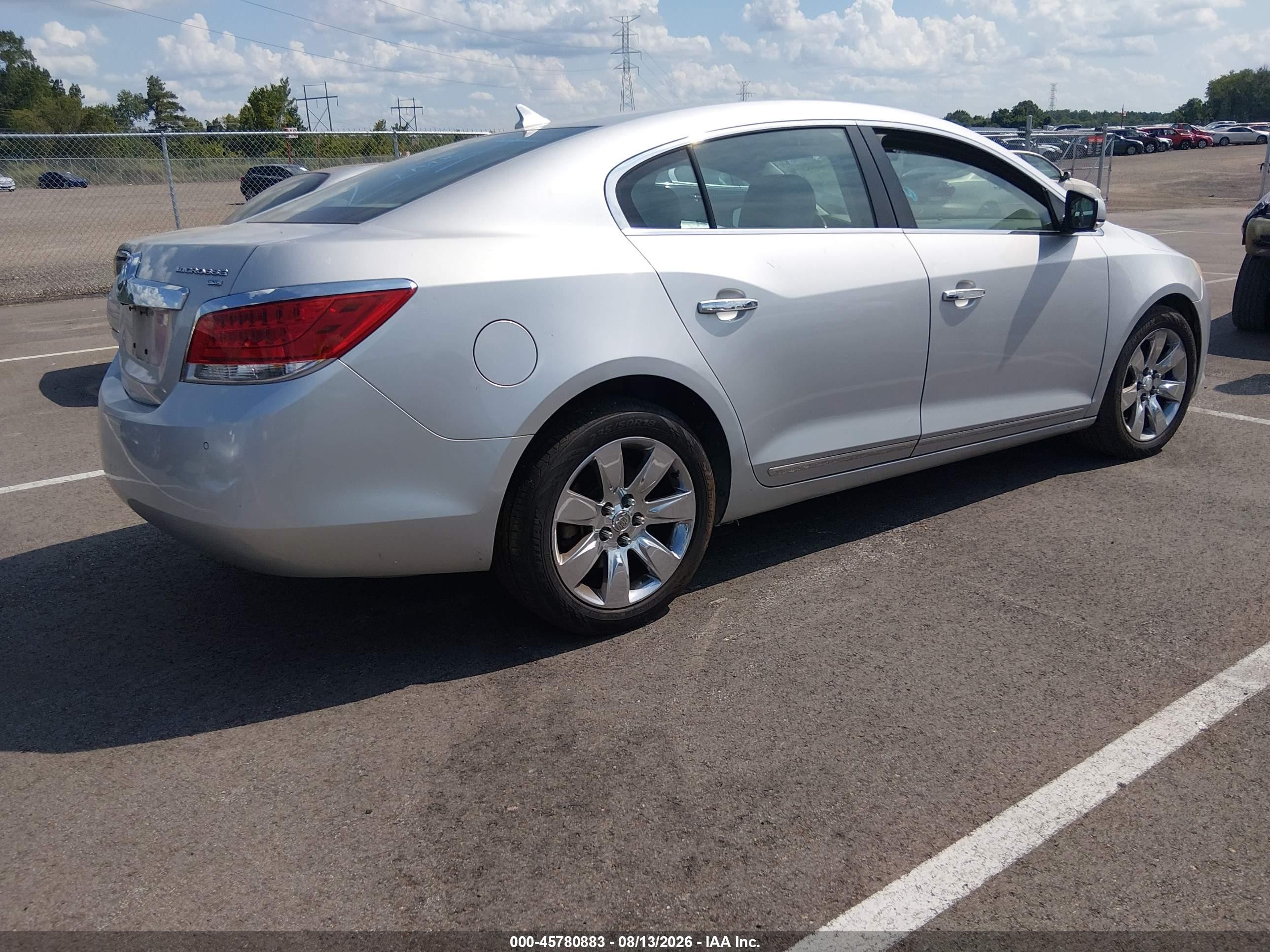 2010 Buick Lacrosse Cxl Silver vin: 1G4GC5EG3AF230070