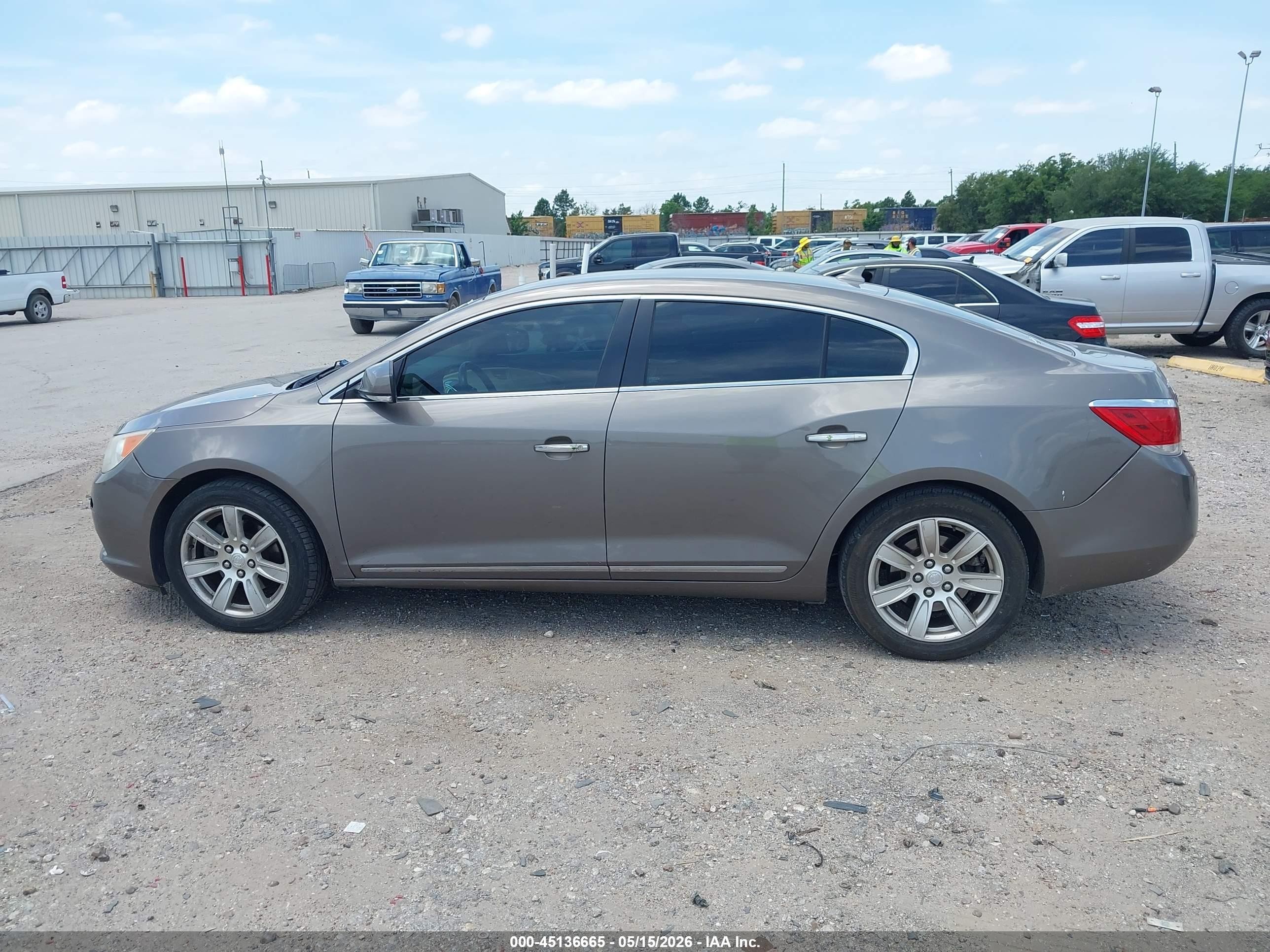 2010 Buick Lacrosse Cxl Beige vin: 1G4GC5EG4AF245581