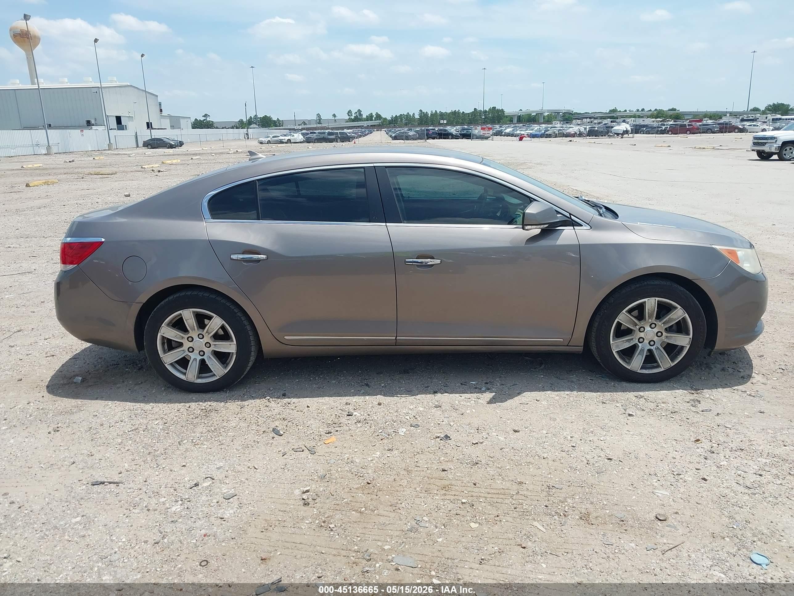 2010 Buick Lacrosse Cxl Beige vin: 1G4GC5EG4AF245581