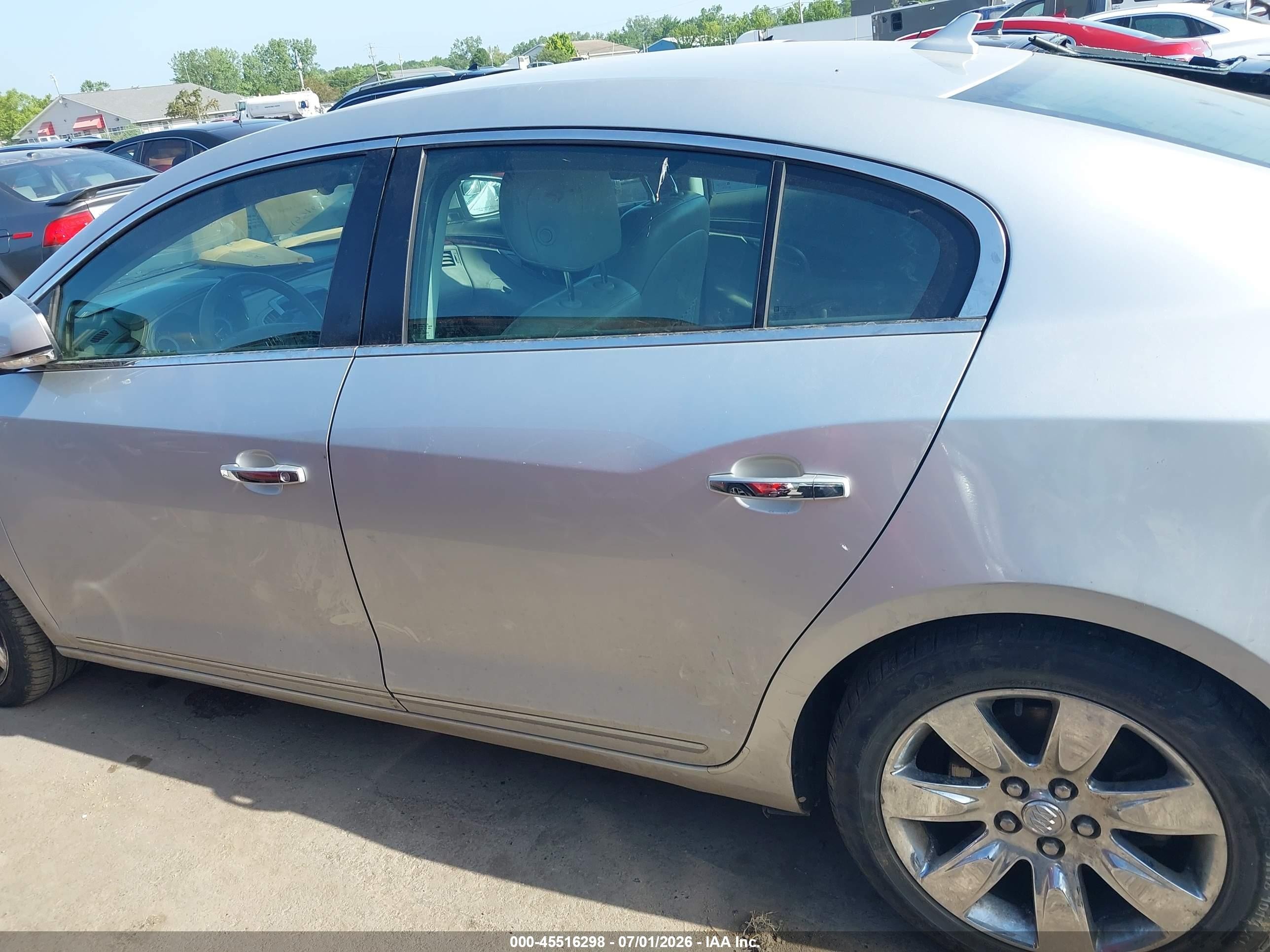 2010 Buick Lacrosse Cxl Silver vin: 1G4GC5EG4AF311398
