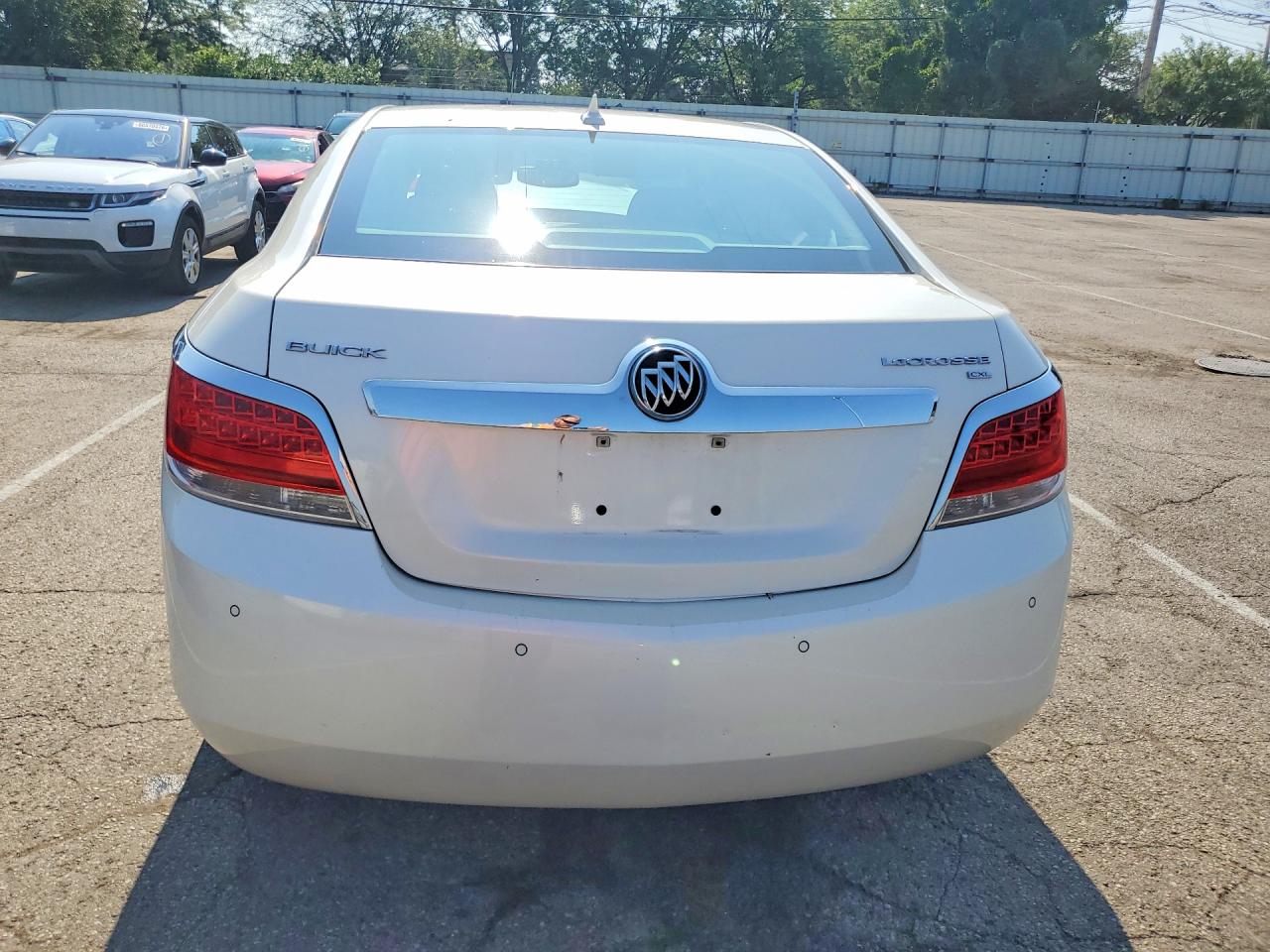 2010 Buick Lacrosse Cxl White vin: 1G4GC5EG5AF189392
