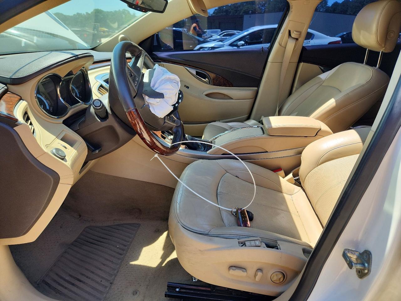 2010 Buick Lacrosse Cxl White vin: 1G4GC5EG7AF282740