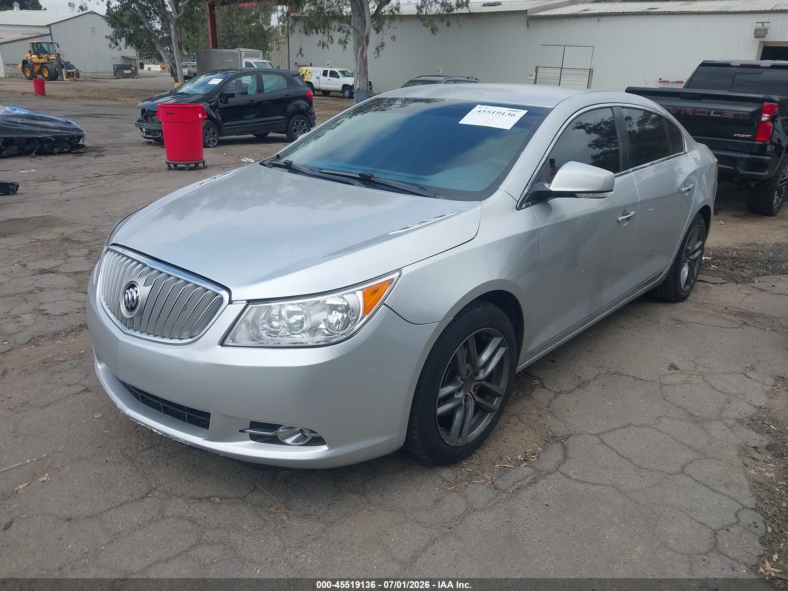 2010 Buick Lacrosse Cxl Silver vin: 1G4GC5EG8AF138002