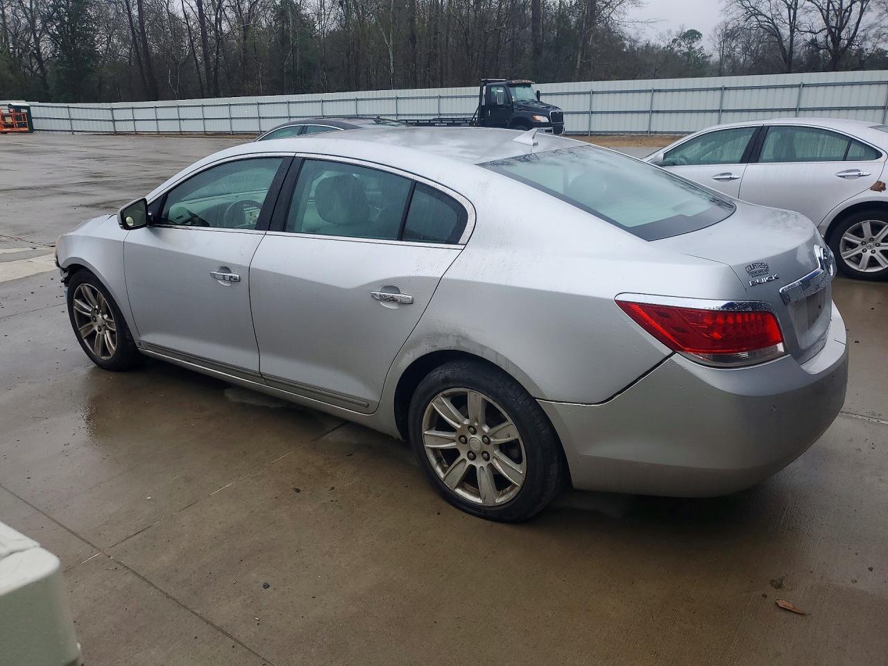 2010 Buick Lacrosse Cxl Silver vin: 1G4GC5EG9AF100603