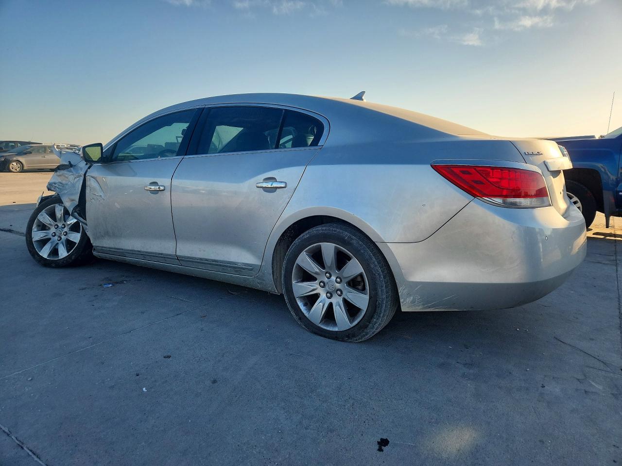2010 Buick Lacrosse Cxl Silver vin: 1G4GC5EGXAF197259