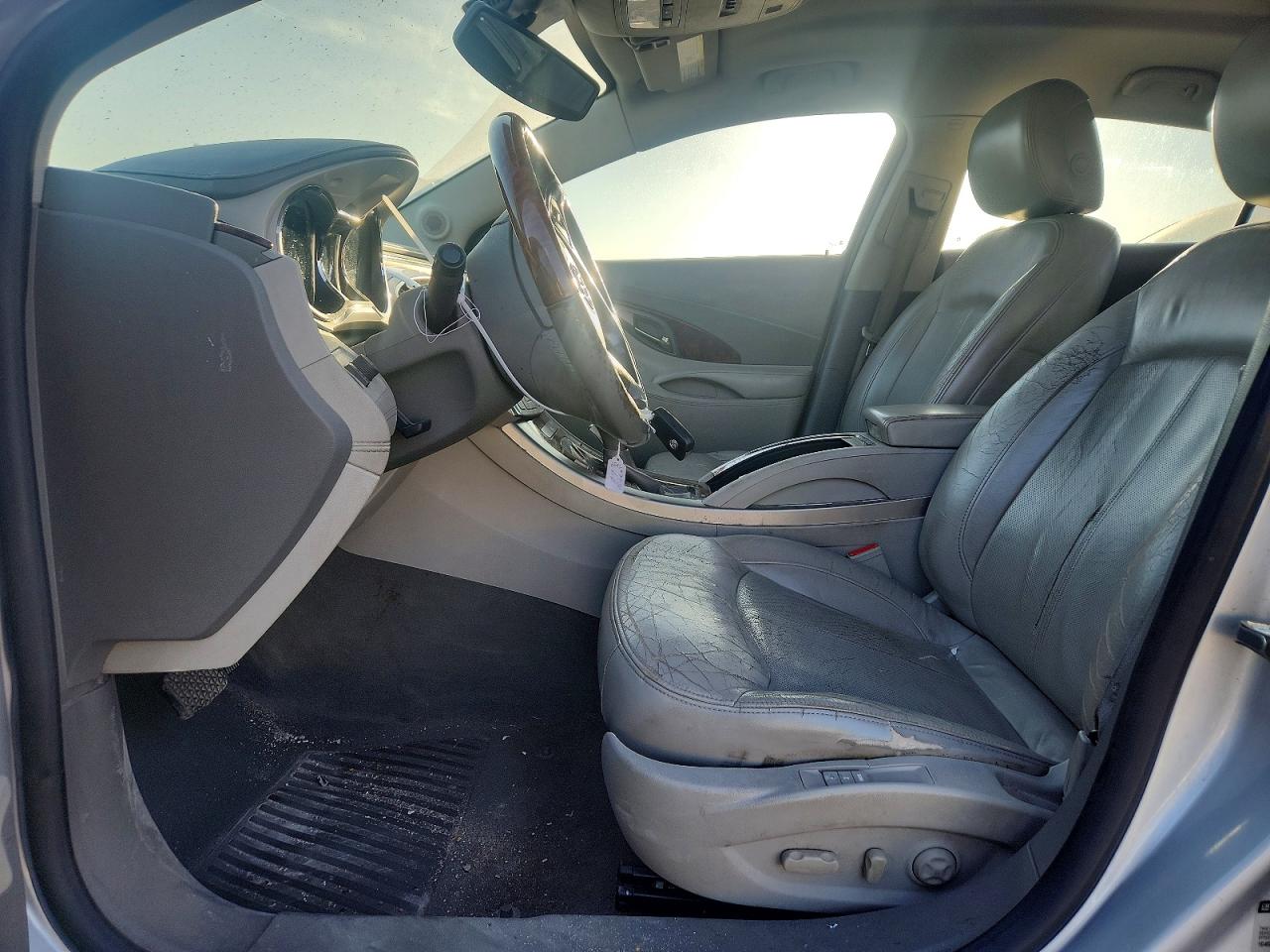2010 Buick Lacrosse Cxl Silver vin: 1G4GC5EGXAF197259