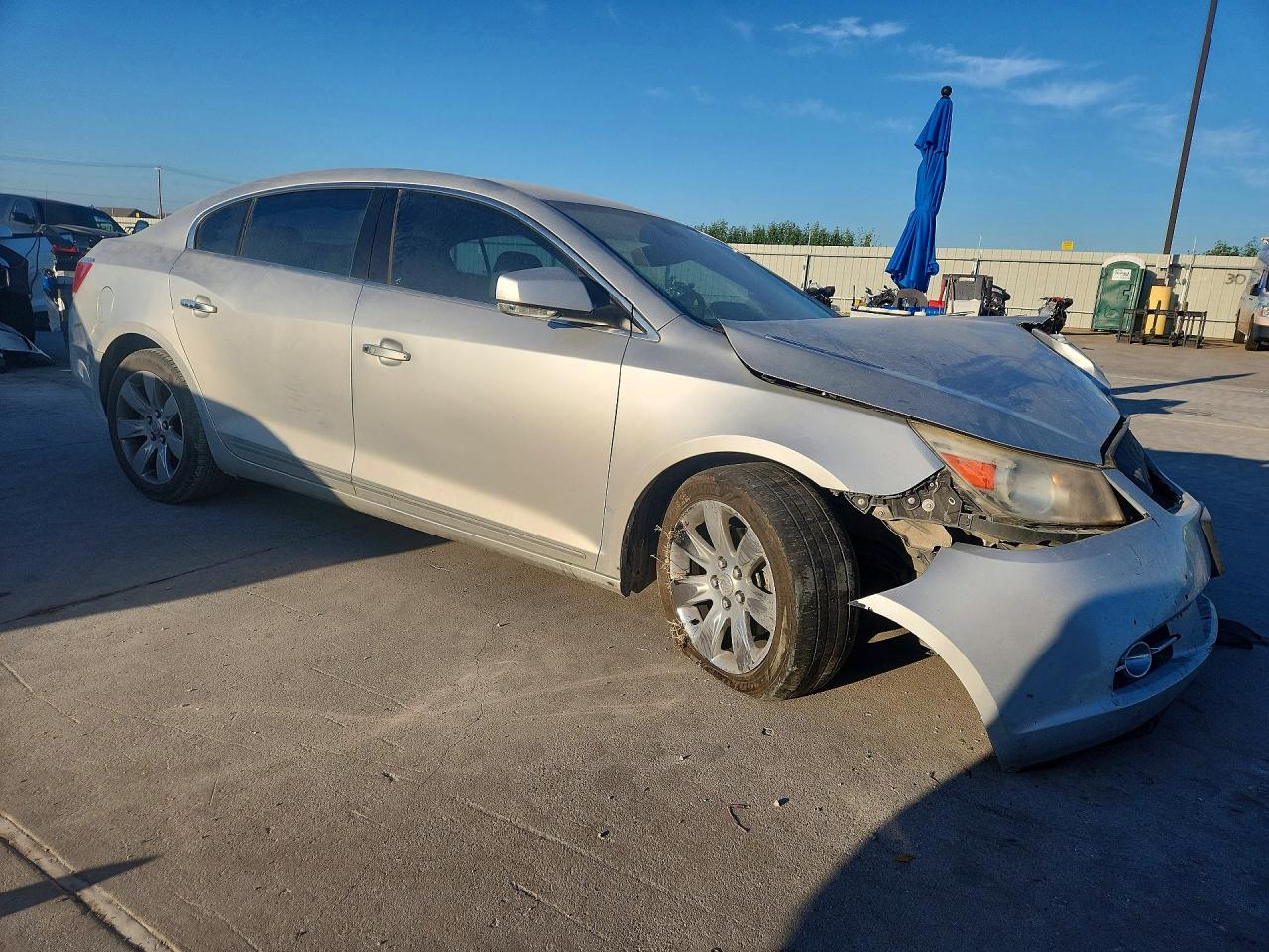 2010 Buick Lacrosse Cxl Silver vin: 1G4GC5EGXAF197259