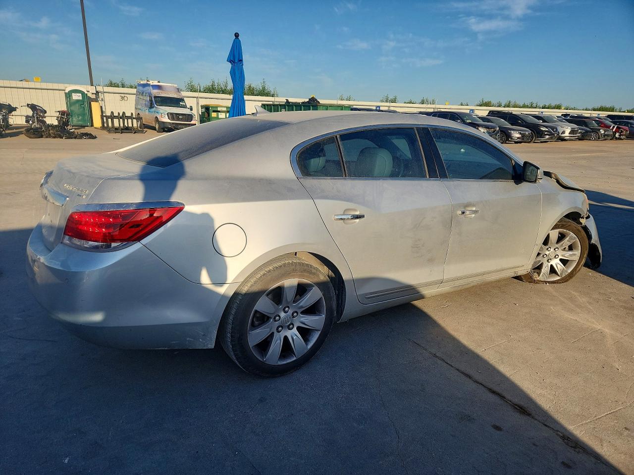2010 Buick Lacrosse Cxl Silver vin: 1G4GC5EGXAF197259
