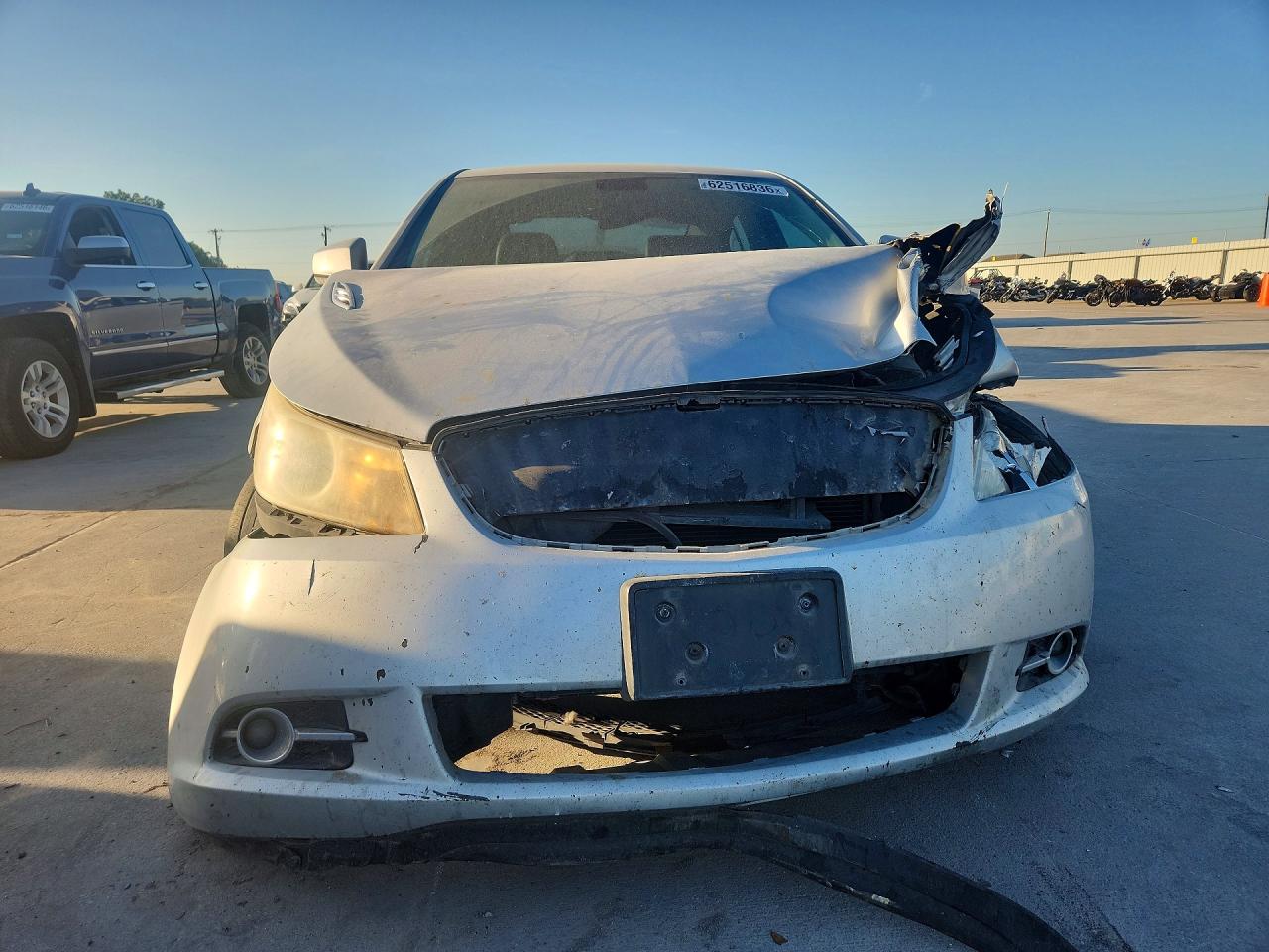2010 Buick Lacrosse Cxl Silver vin: 1G4GC5EGXAF197259