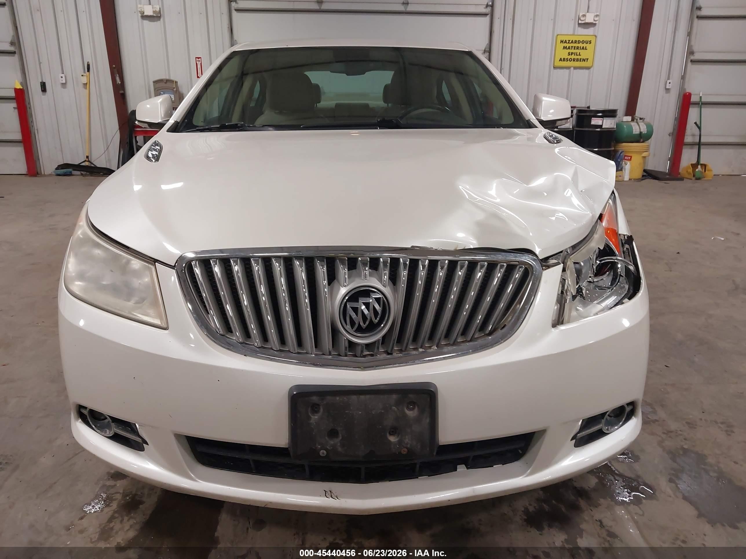 2010 Buick Lacrosse Cxl White vin: 1G4GC5EGXAF229966