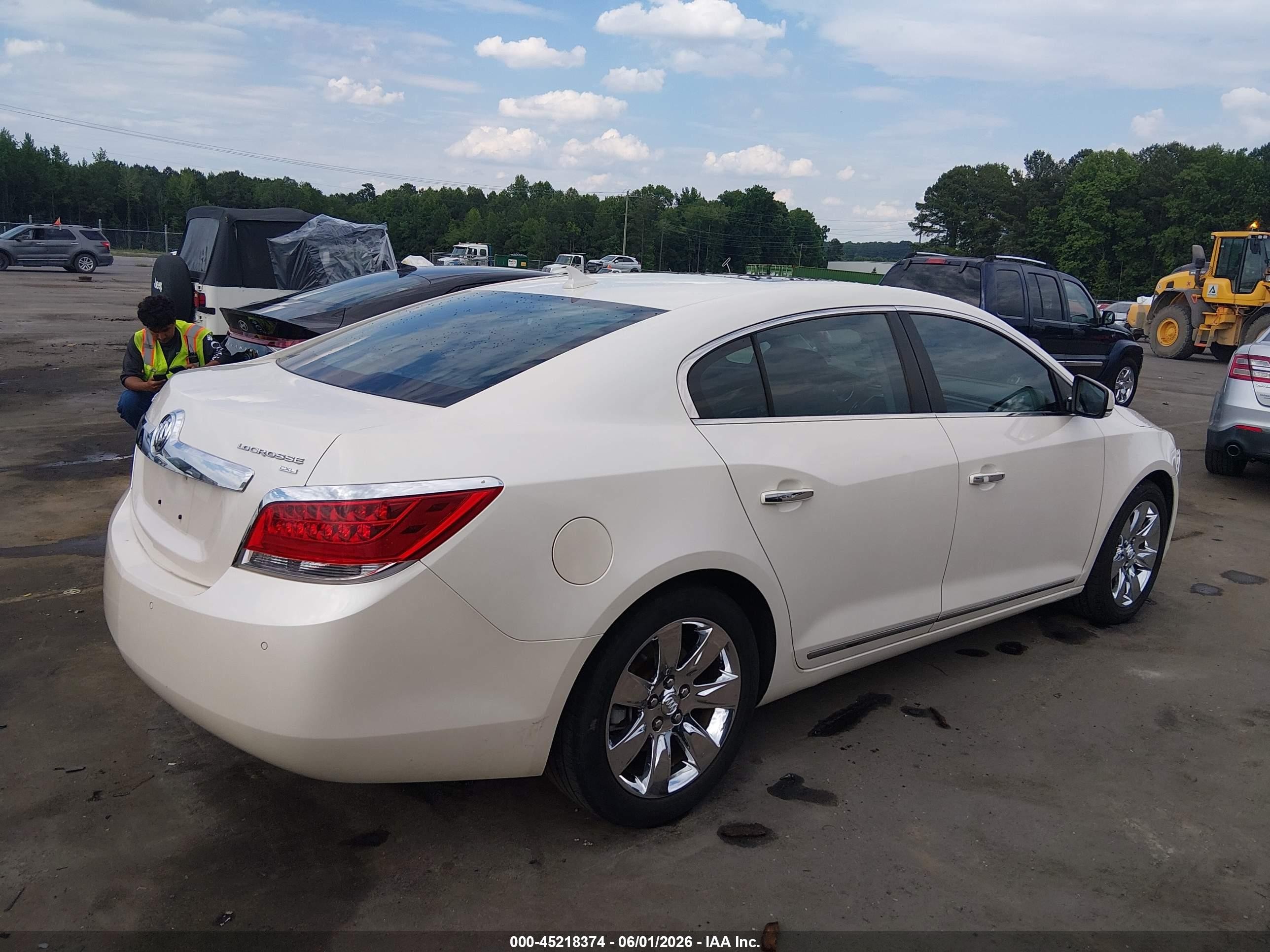 2010 Buick Lacrosse Cxl Белый vin: 1G4GC5EGXAF257444