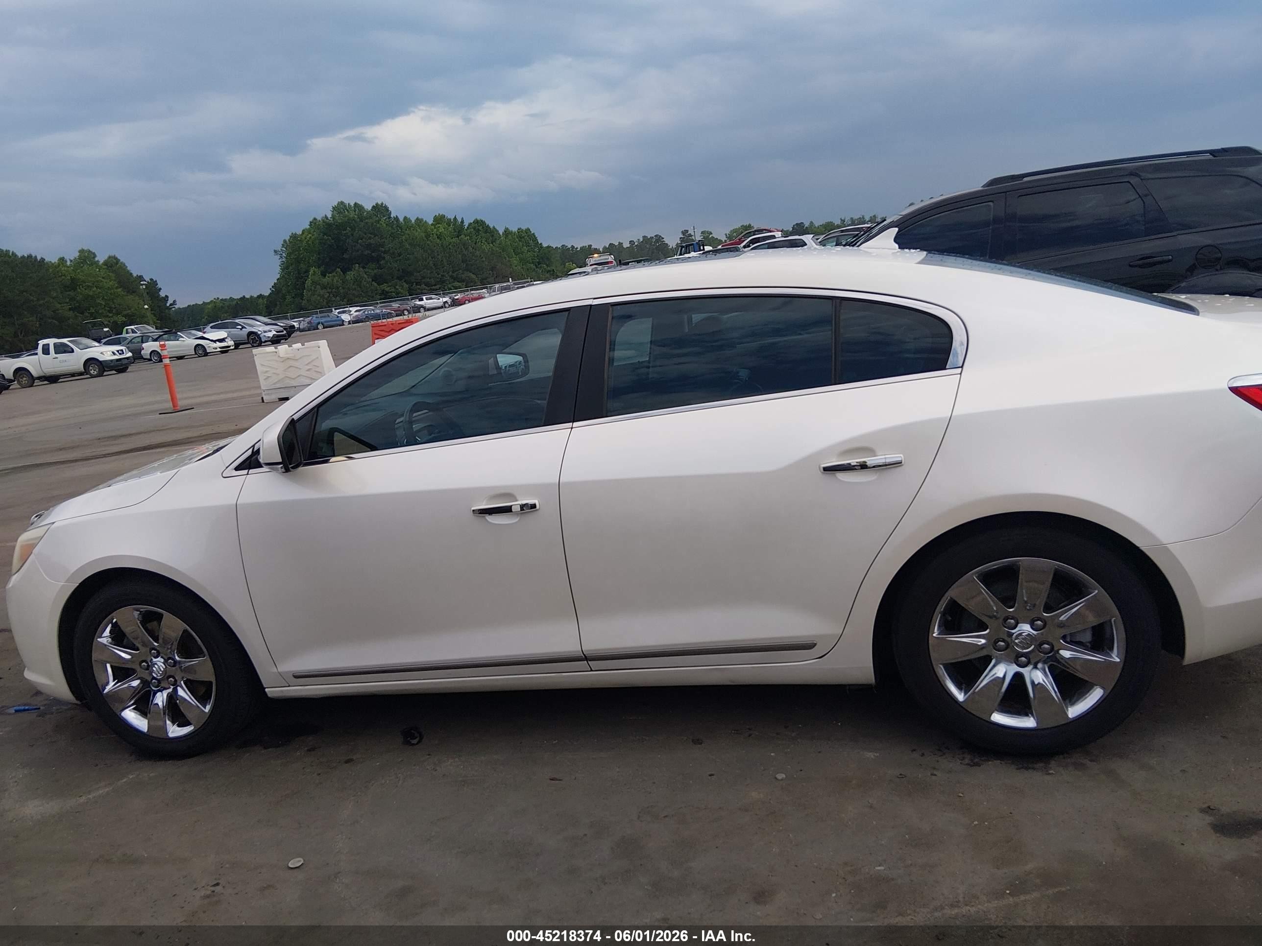 2010 Buick Lacrosse Cxl Белый vin: 1G4GC5EGXAF257444