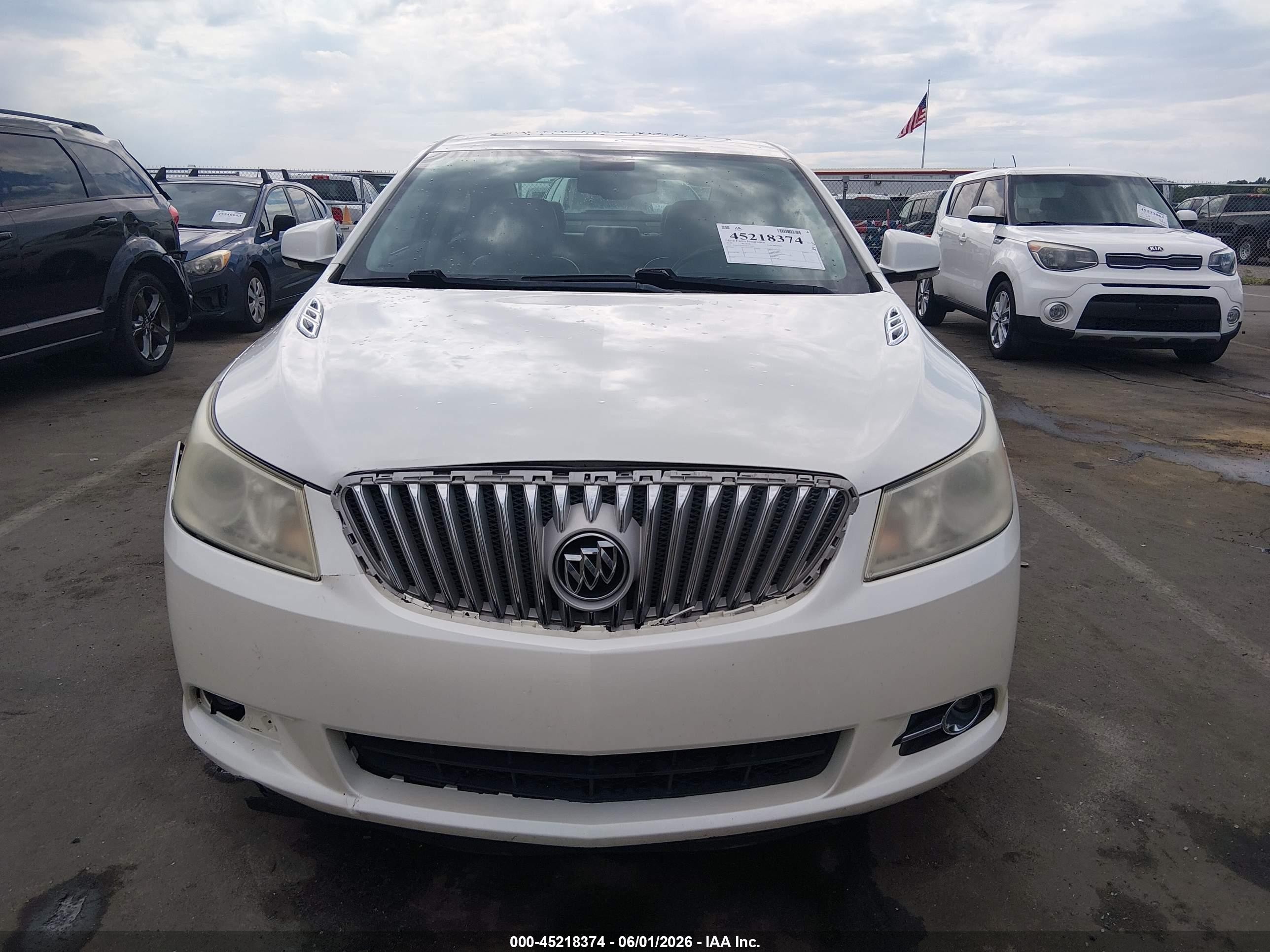 2010 Buick Lacrosse Cxl Белый vin: 1G4GC5EGXAF257444