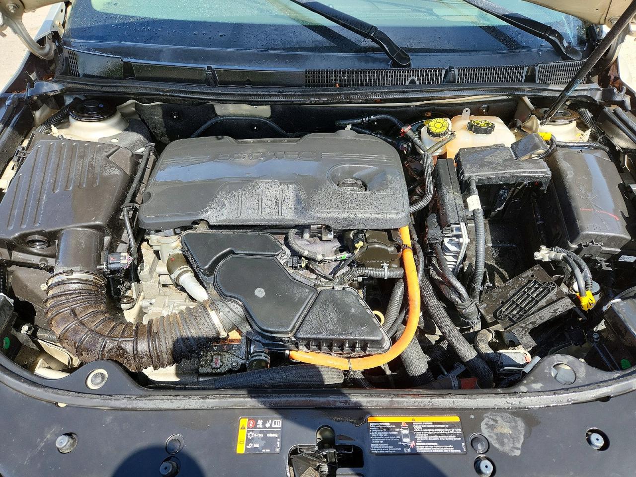 2013 Buick Lacrosse Cream vin: 1G4GC5ER1DF323479