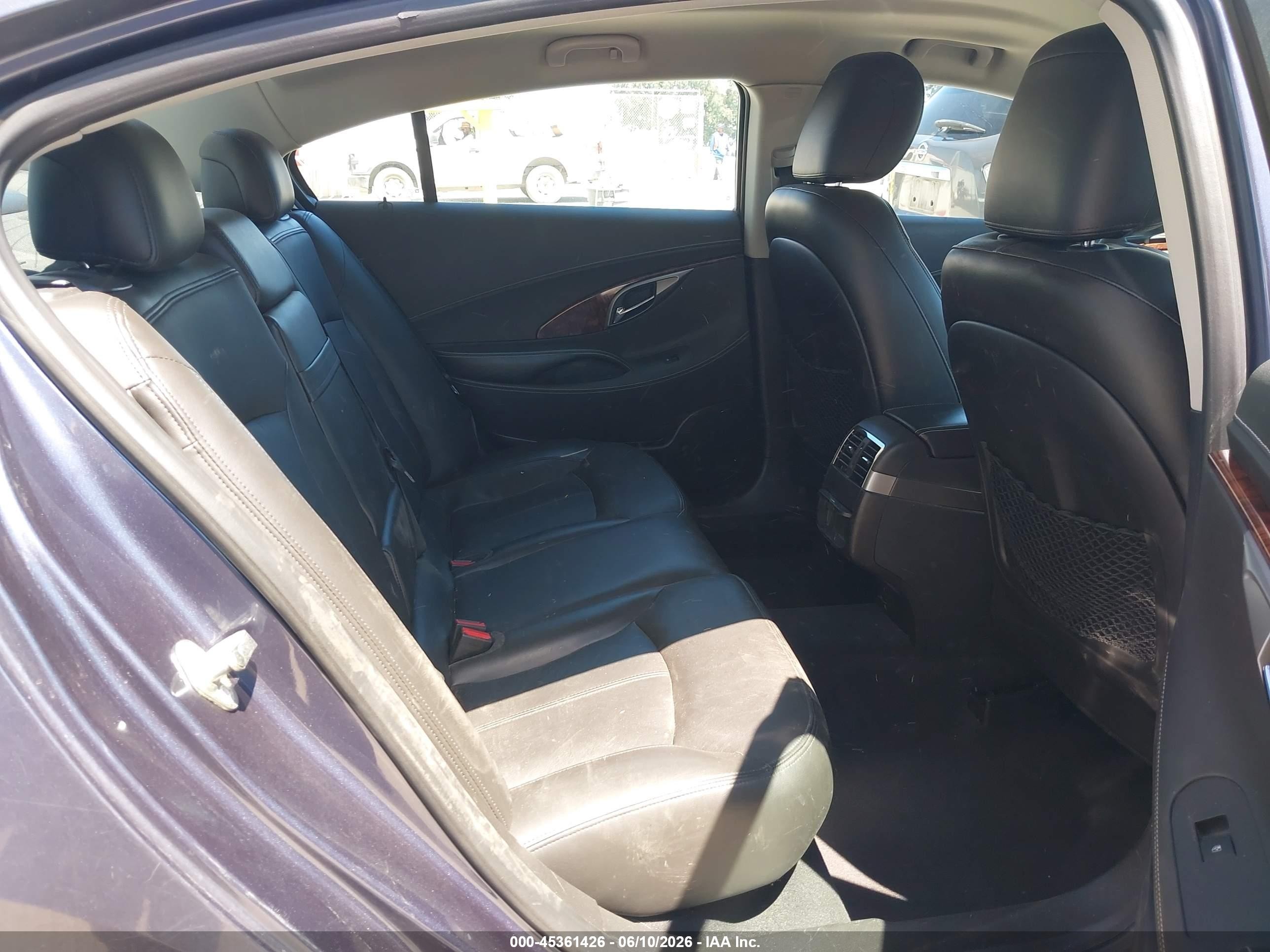 2013 Buick Lacrosse Leather Group Blue vin: 1G4GC5ER2DF301815