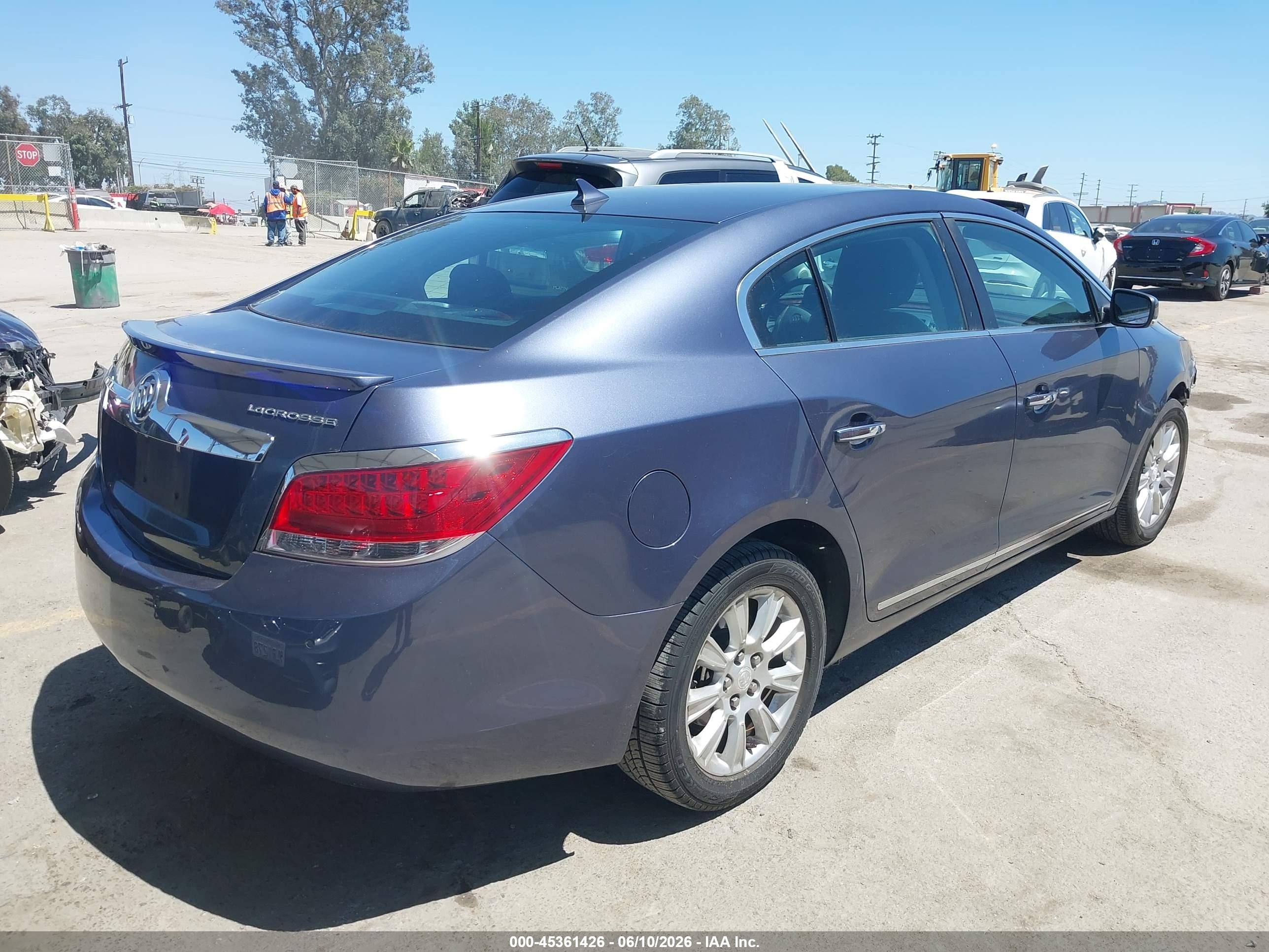 2013 Buick Lacrosse Leather Group Blue vin: 1G4GC5ER2DF301815