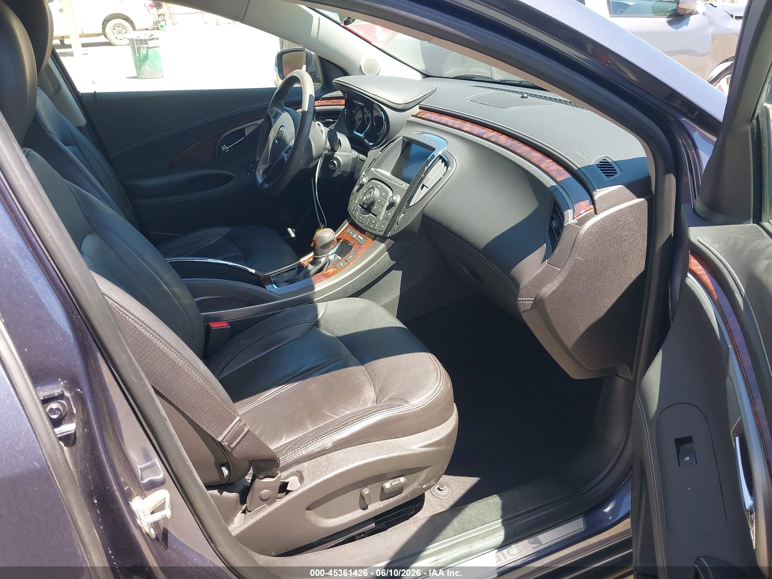 2013 Buick Lacrosse Leather Group Blue vin: 1G4GC5ER2DF301815