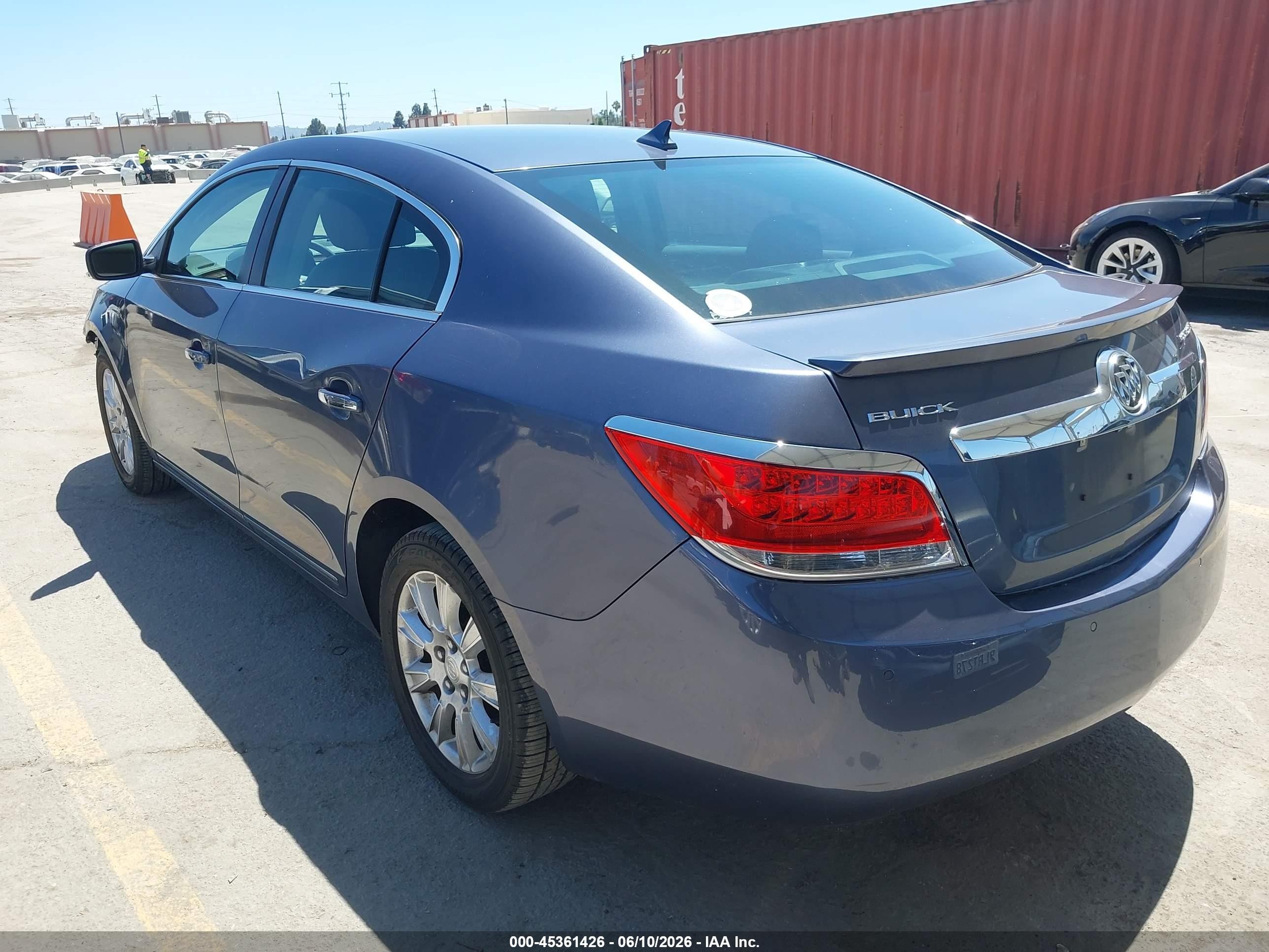 2013 Buick Lacrosse Leather Group Blue vin: 1G4GC5ER2DF301815