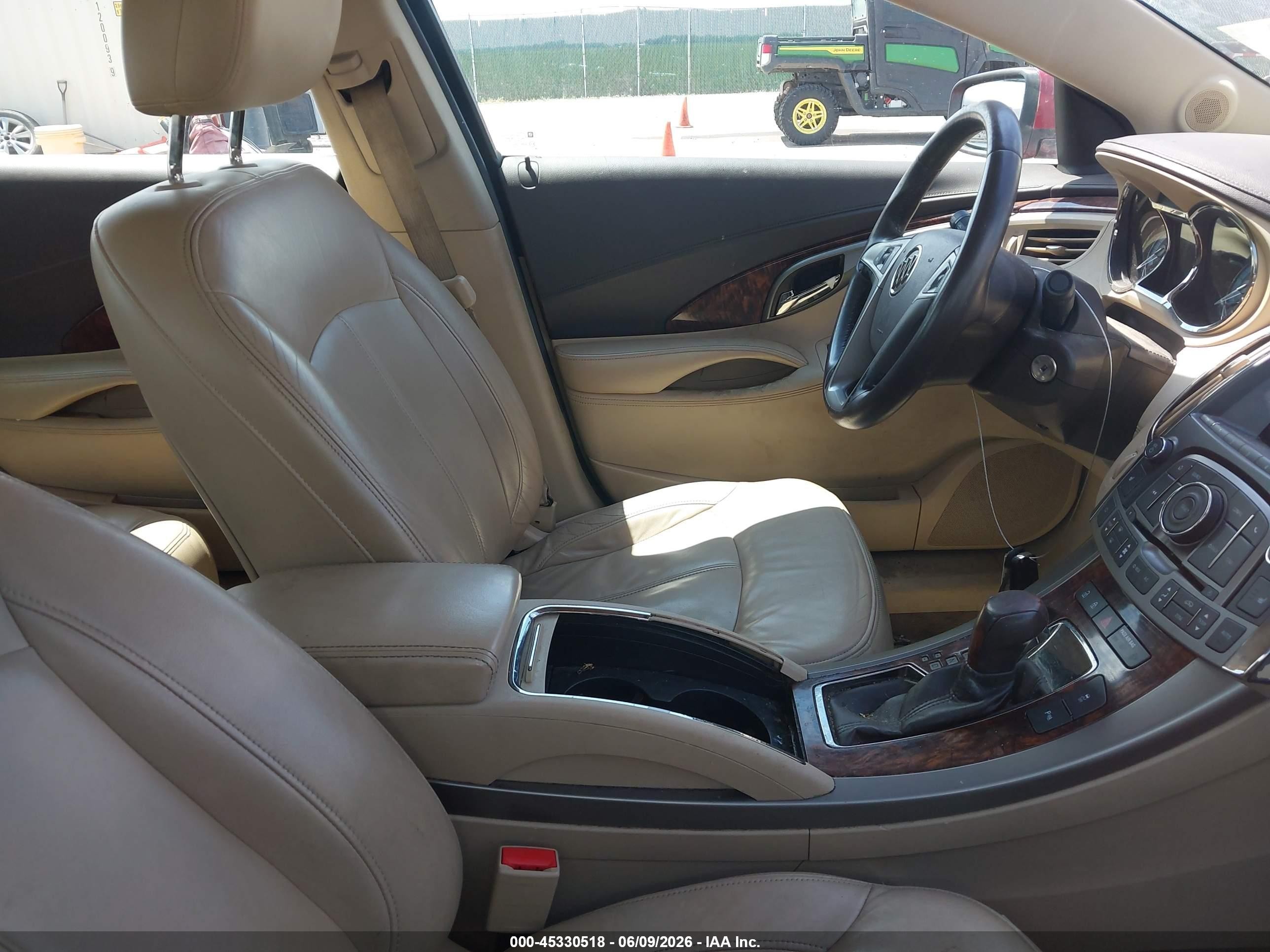 2013 Buick Lacrosse Leather Group Red vin: 1G4GC5ER5DF128470