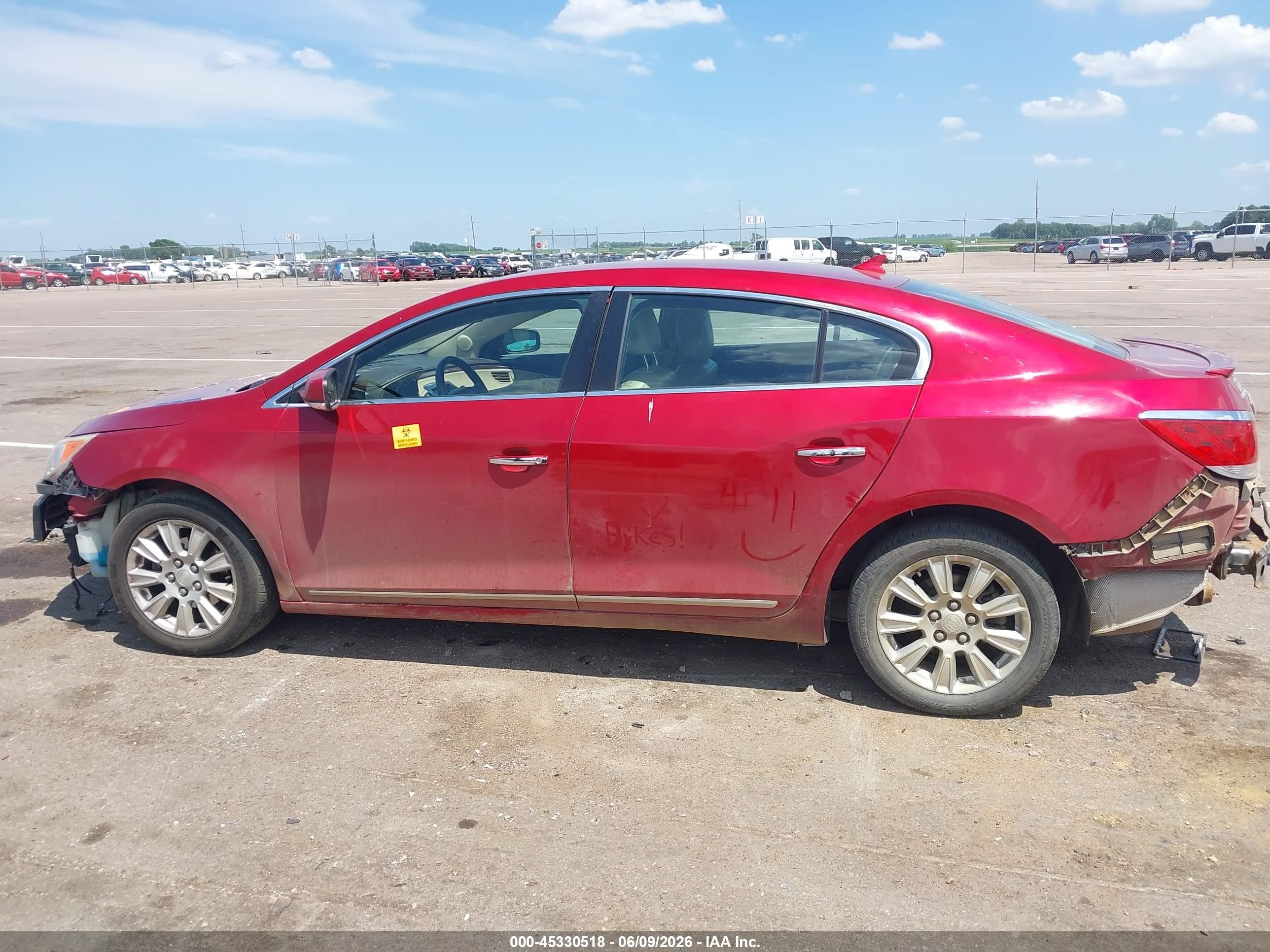 2013 Buick Lacrosse Leather Group Red vin: 1G4GC5ER5DF128470