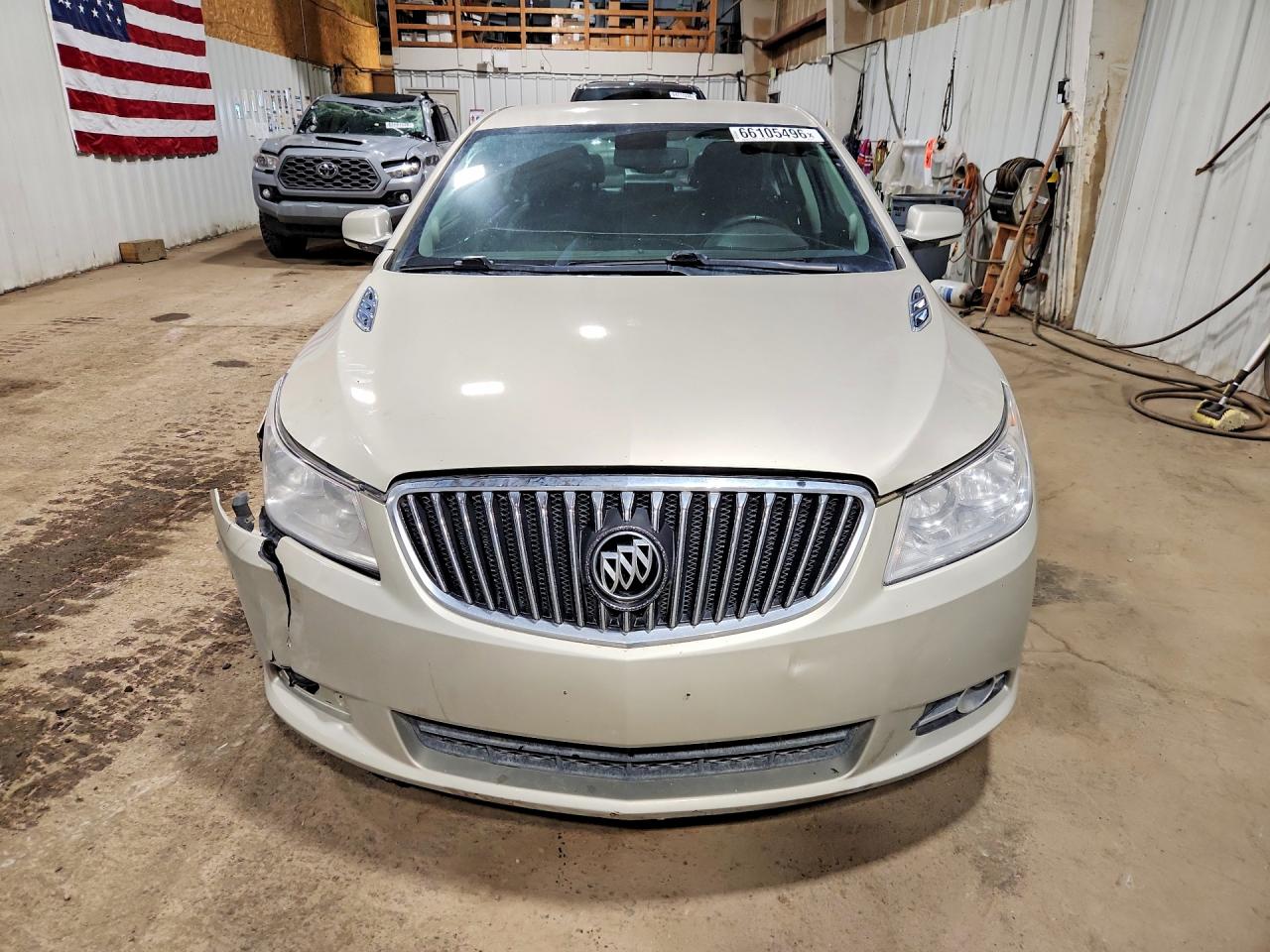 2013 Buick Lacrosse Beige vin: 1G4GC5ER6DF287109