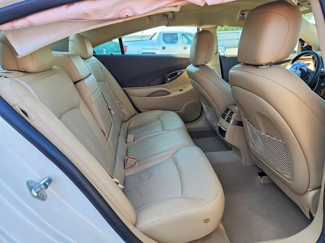 2013 Buick Lacrosse White vin: 1G4GC5ER8DF130214