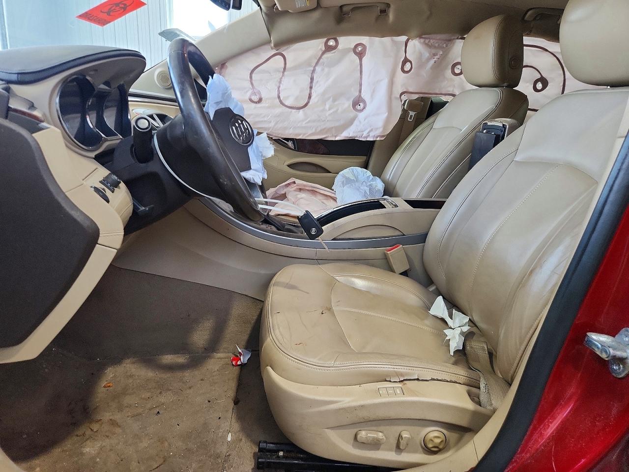 2013 Buick Lacrosse Красный vin: 1G4GC5ER9DF133266