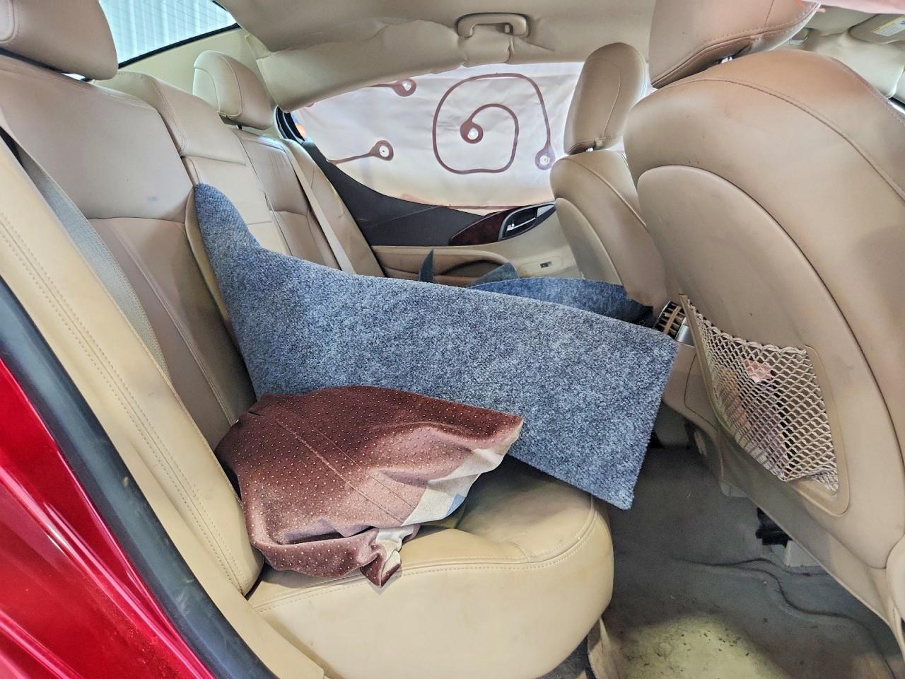 2013 Buick Lacrosse Красный vin: 1G4GC5ER9DF133266