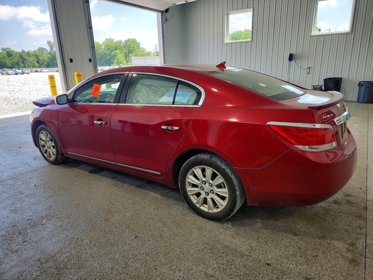 2013 Buick Lacrosse Красный vin: 1G4GC5ER9DF133266