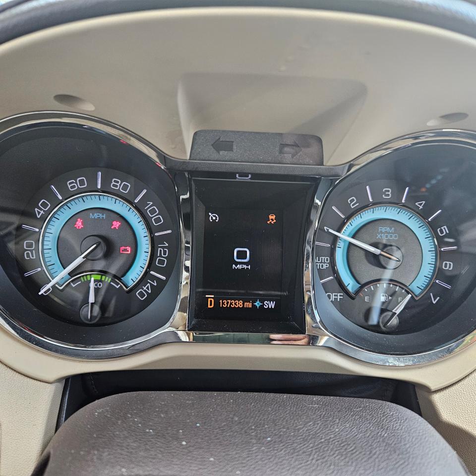 2013 Buick Lacrosse Cream vin: 1G4GC5ERXDF267803