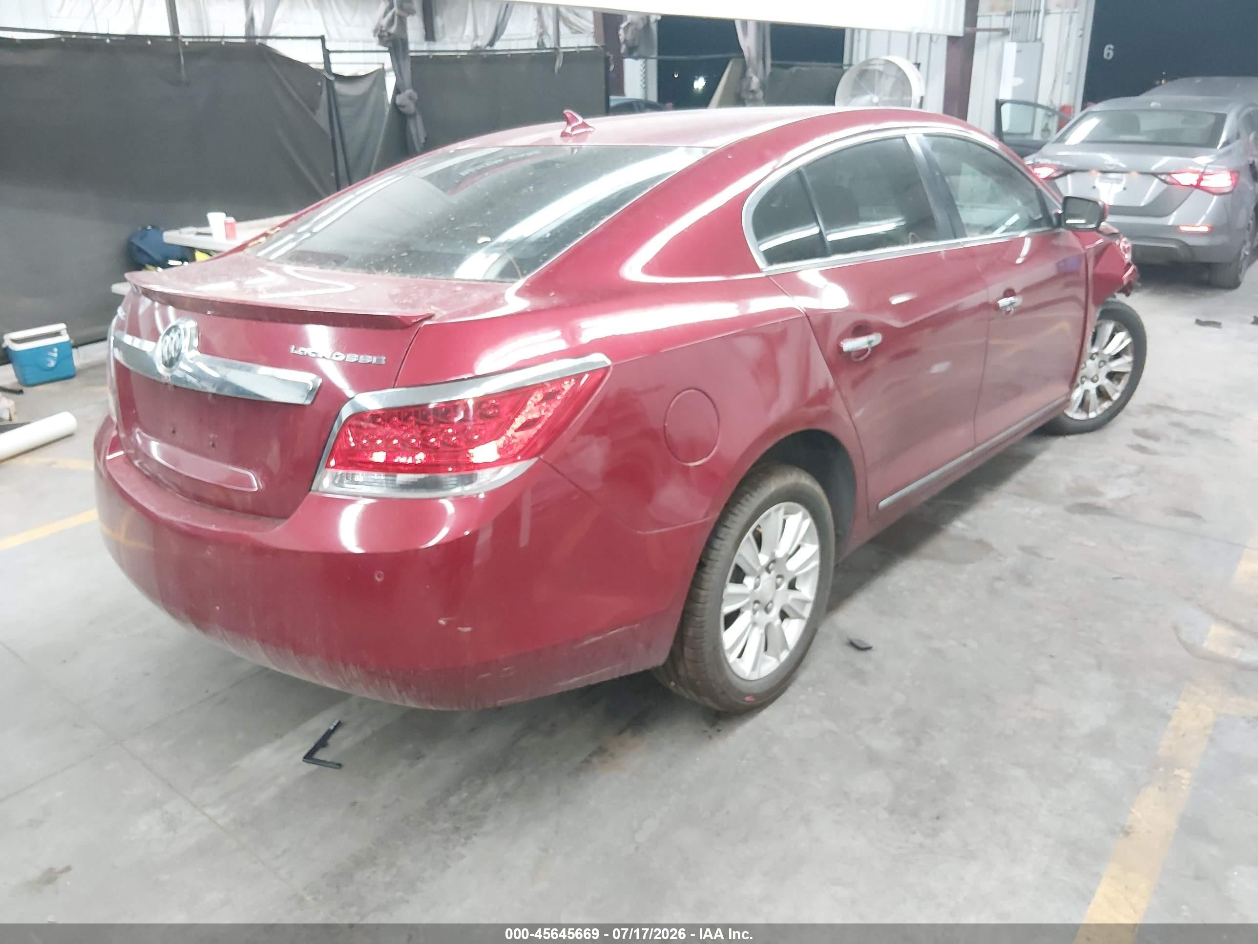 2013 Buick Lacrosse Leather Group Red vin: 1G4GC5ERXDF329233