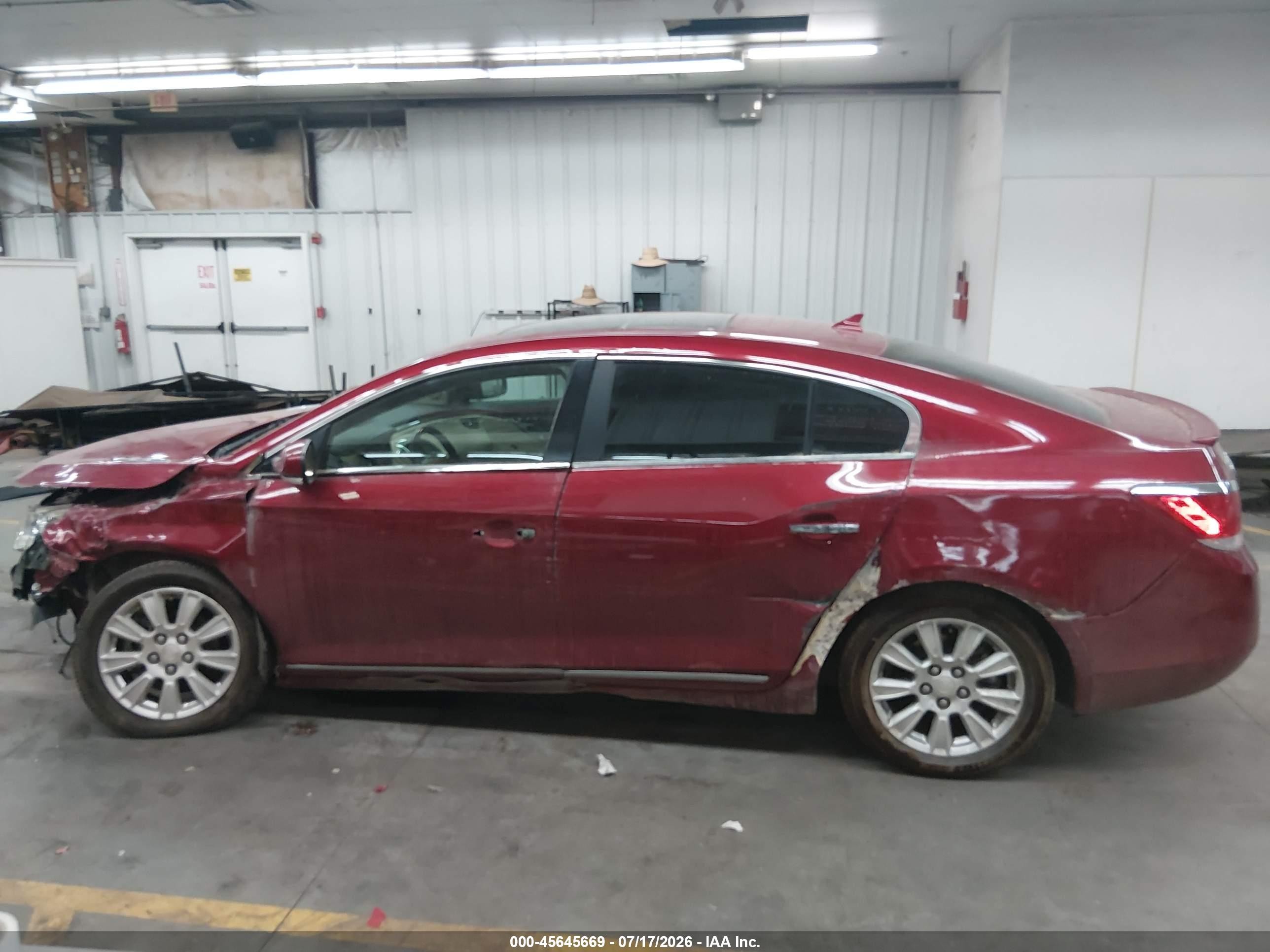 2013 Buick Lacrosse Leather Group Red vin: 1G4GC5ERXDF329233