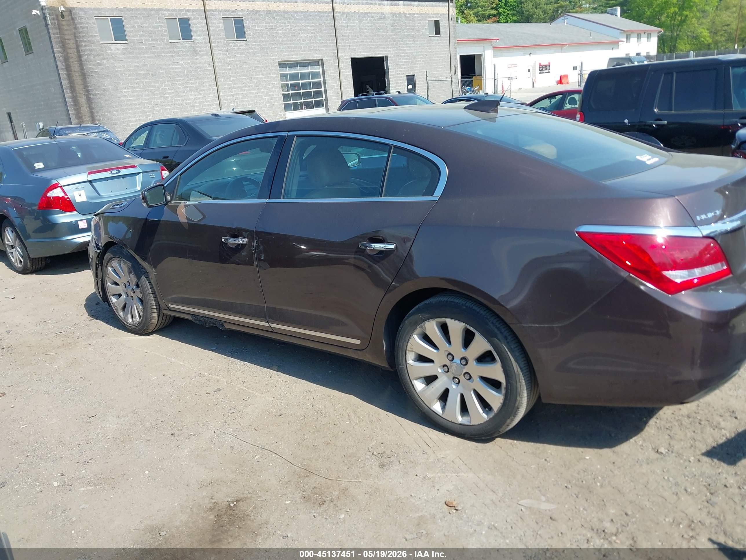 2015 Buick Lacrosse Leather Dark Brown vin: 1G4GC5G30FF168791