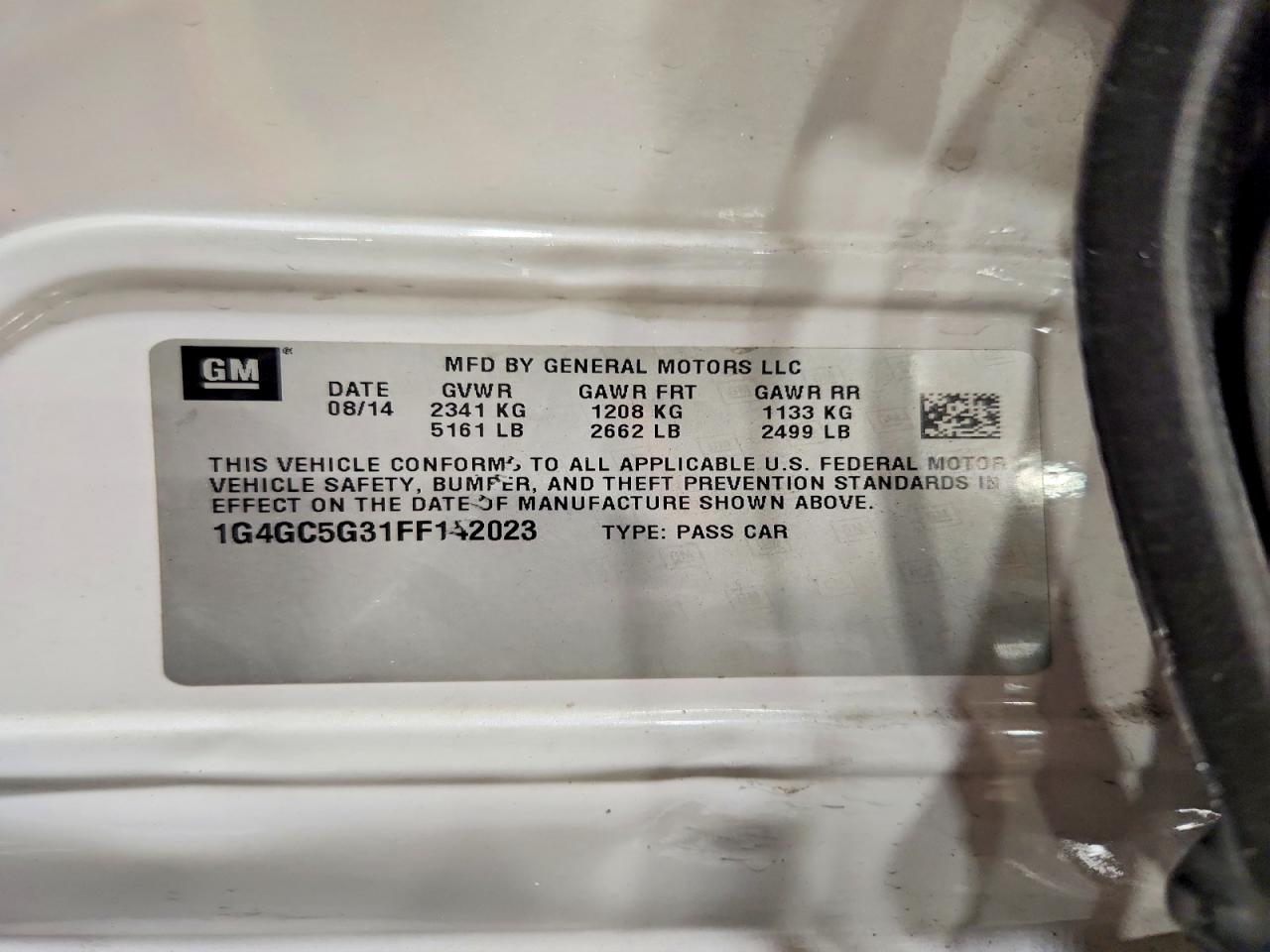 2015 Buick Lacrosse White vin: 1G4GC5G31FF142023