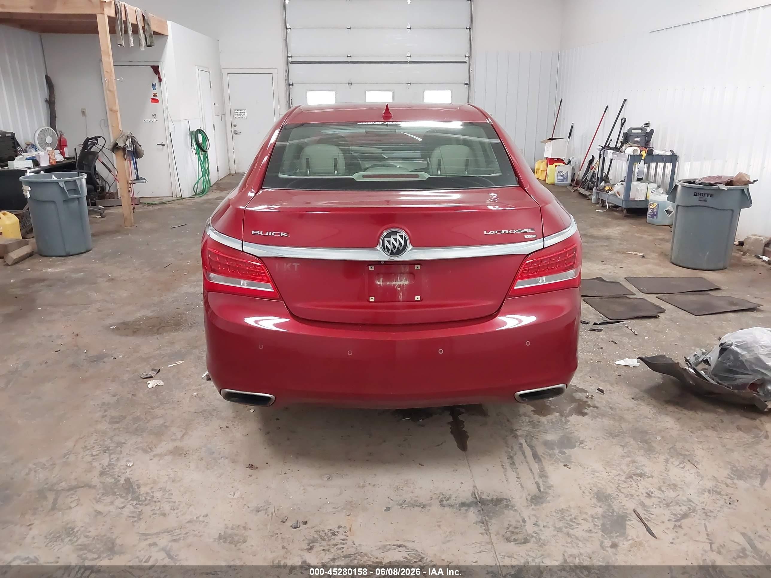 2014 Buick Lacrosse Leather Group Red vin: 1G4GC5G32EF150453