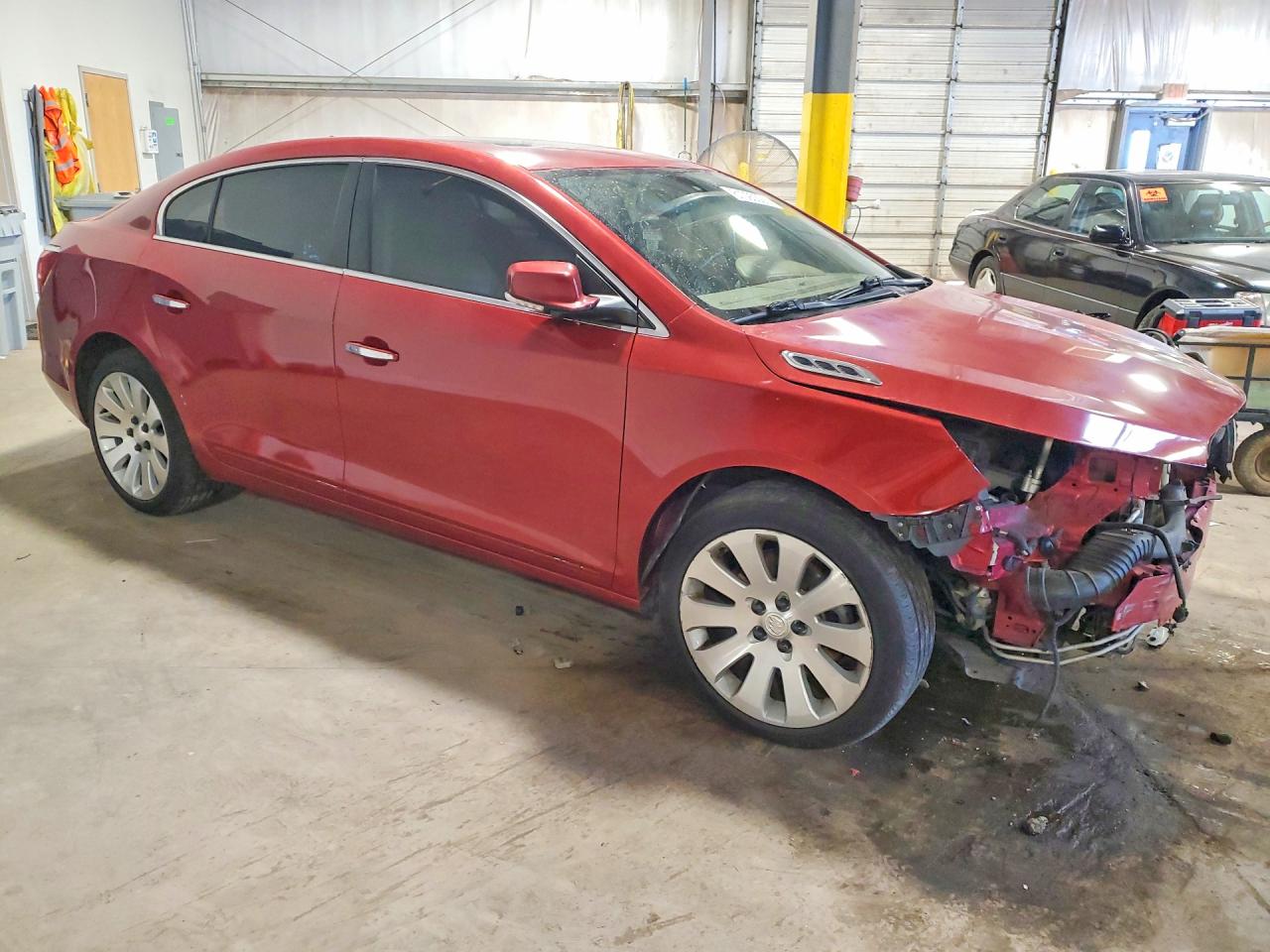 2014 Buick Lacrosse Red vin: 1G4GC5G32EF262976