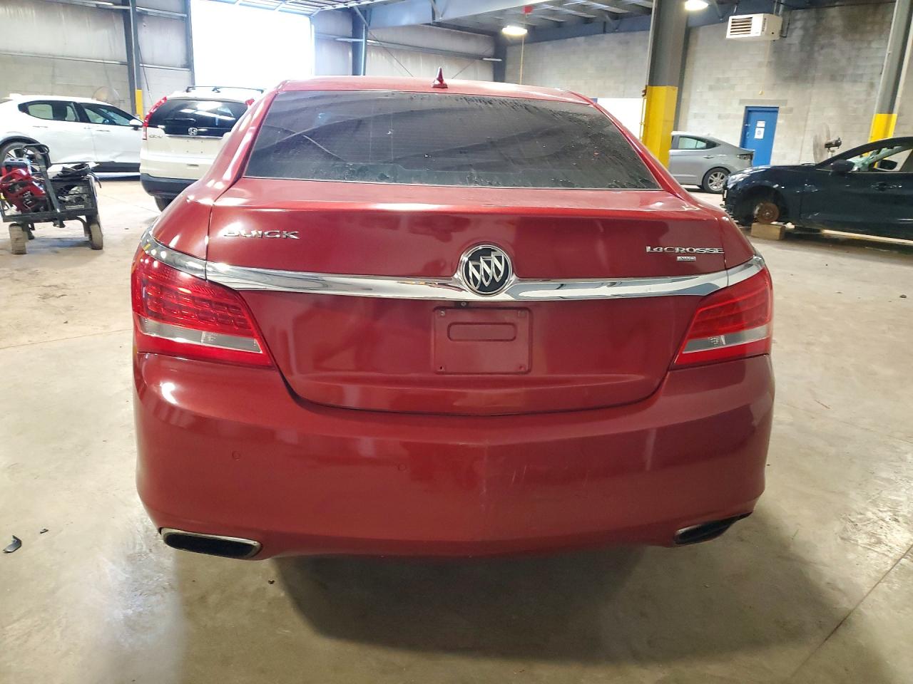 2014 Buick Lacrosse Red vin: 1G4GC5G32EF262976