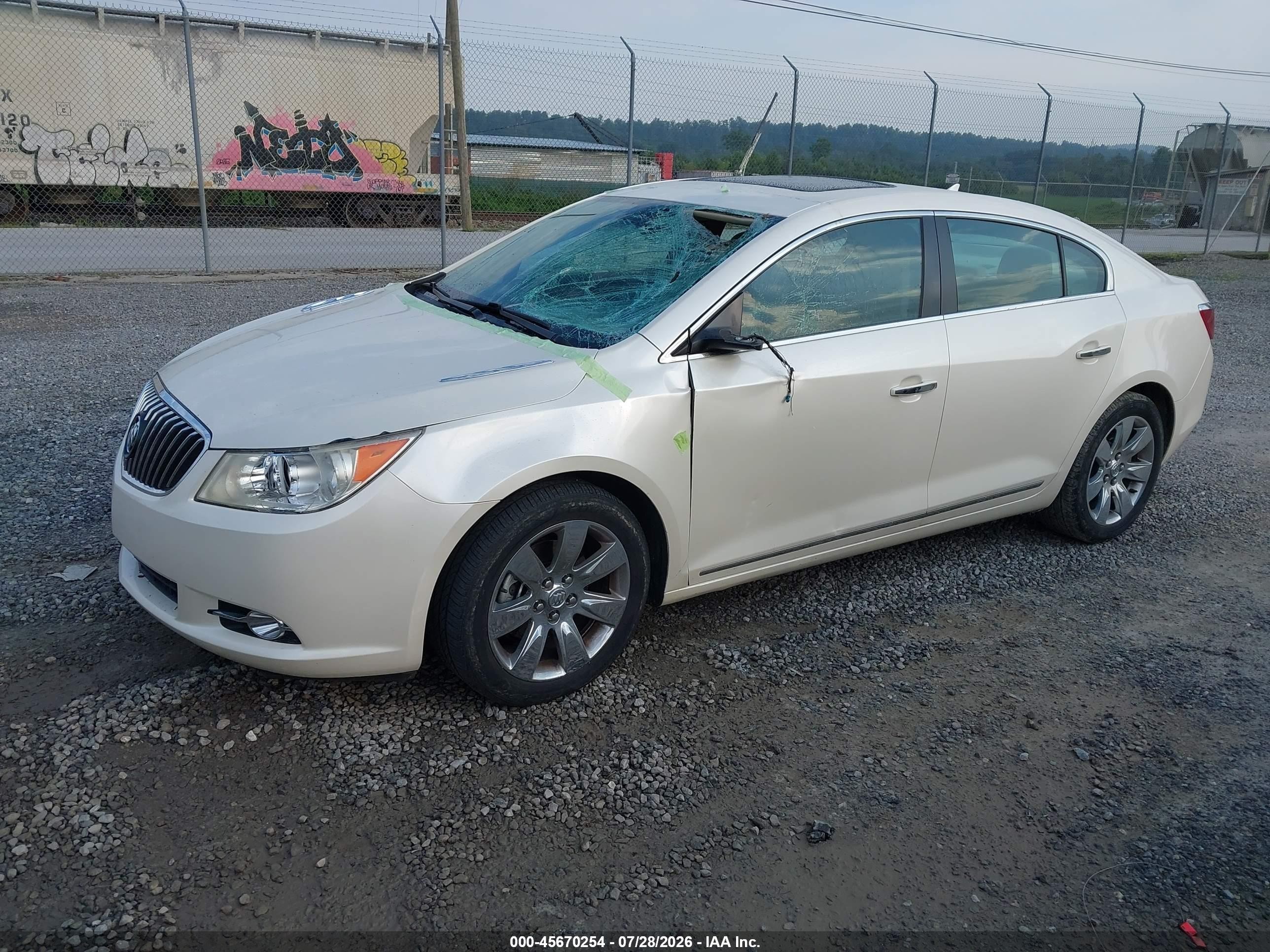 2013 Buick Lacrosse Leather Group Cream vin: 1G4GC5G34DF302814