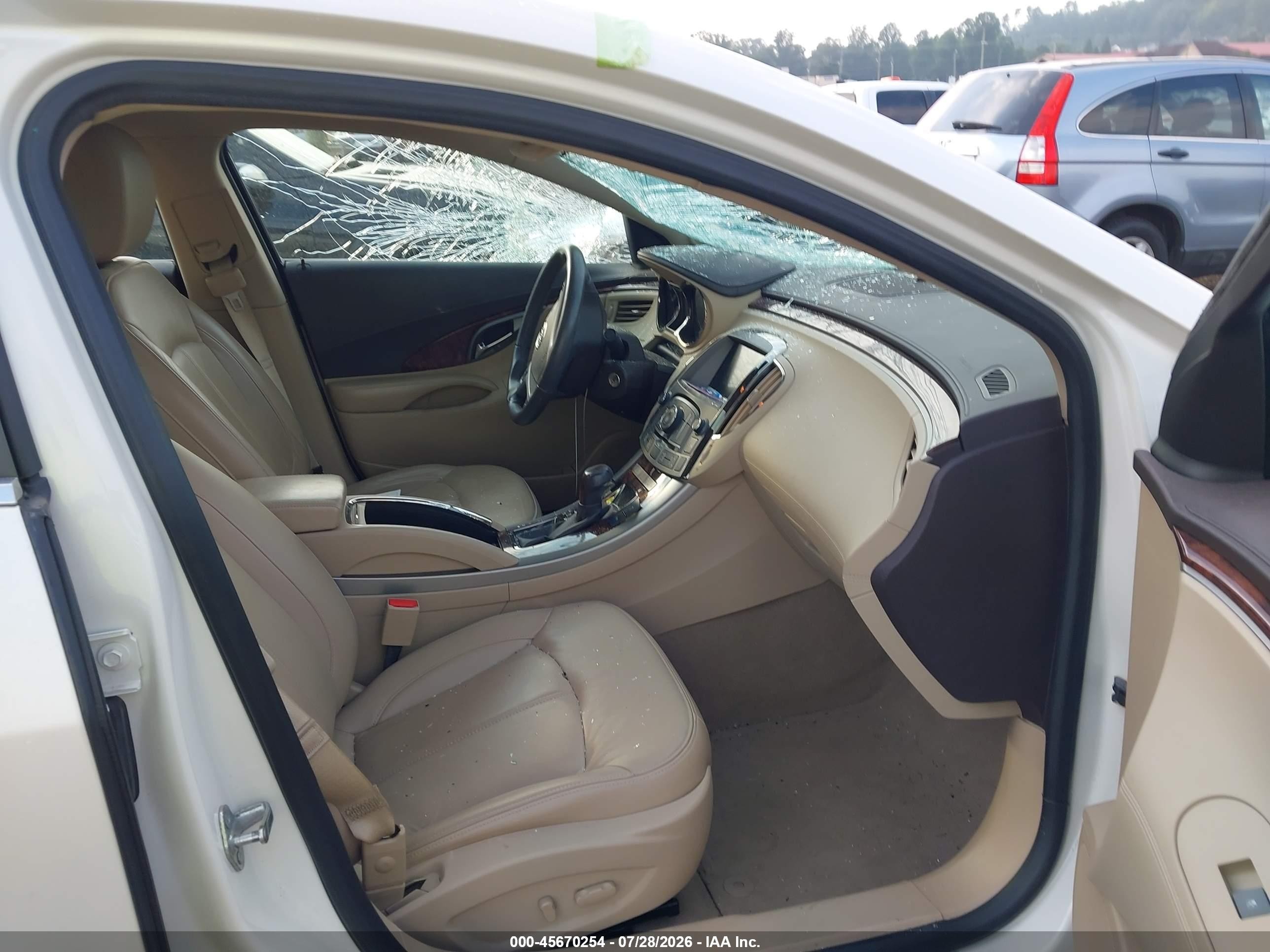 2013 Buick Lacrosse Leather Group Cream vin: 1G4GC5G34DF302814
