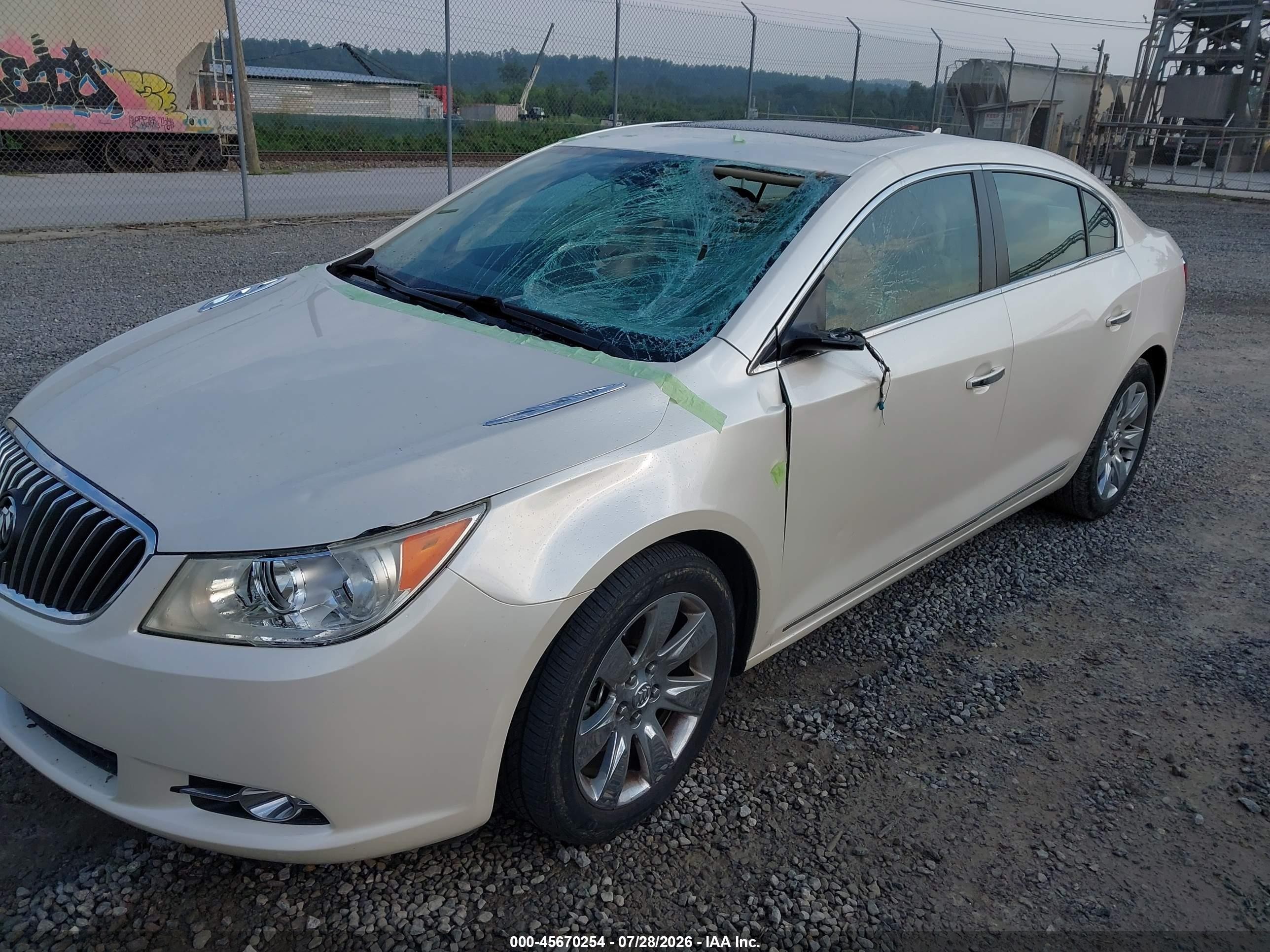 2013 Buick Lacrosse Leather Group Cream vin: 1G4GC5G34DF302814