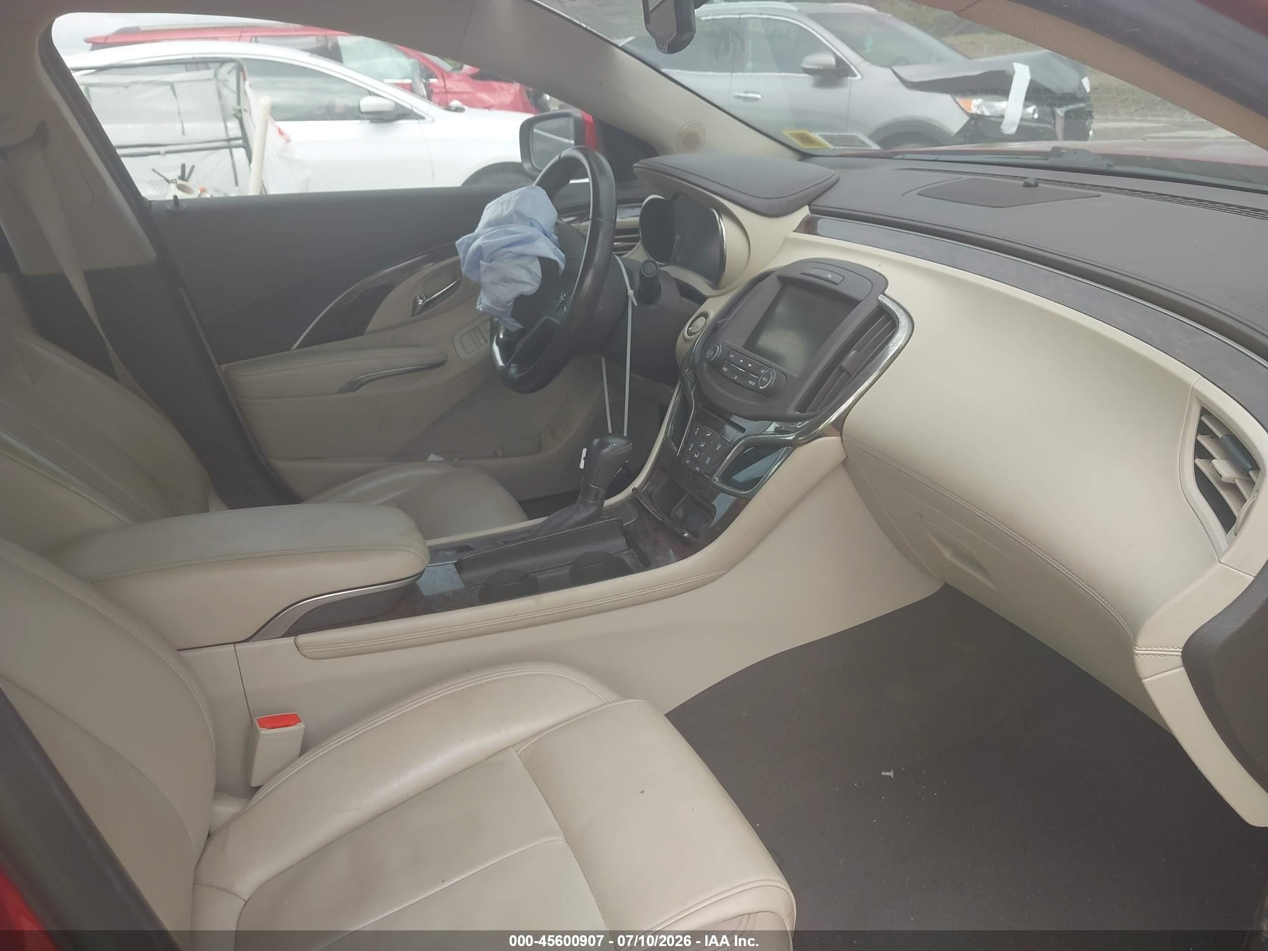 2014 Buick Lacrosse Leather Group Red vin: 1G4GC5G35EF132805